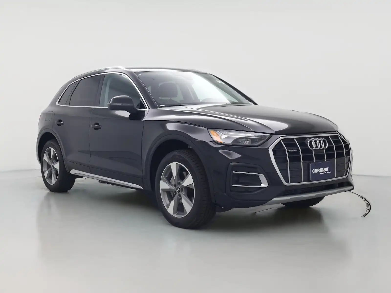 2023 Audi Q5 40 Premium Plus's photo