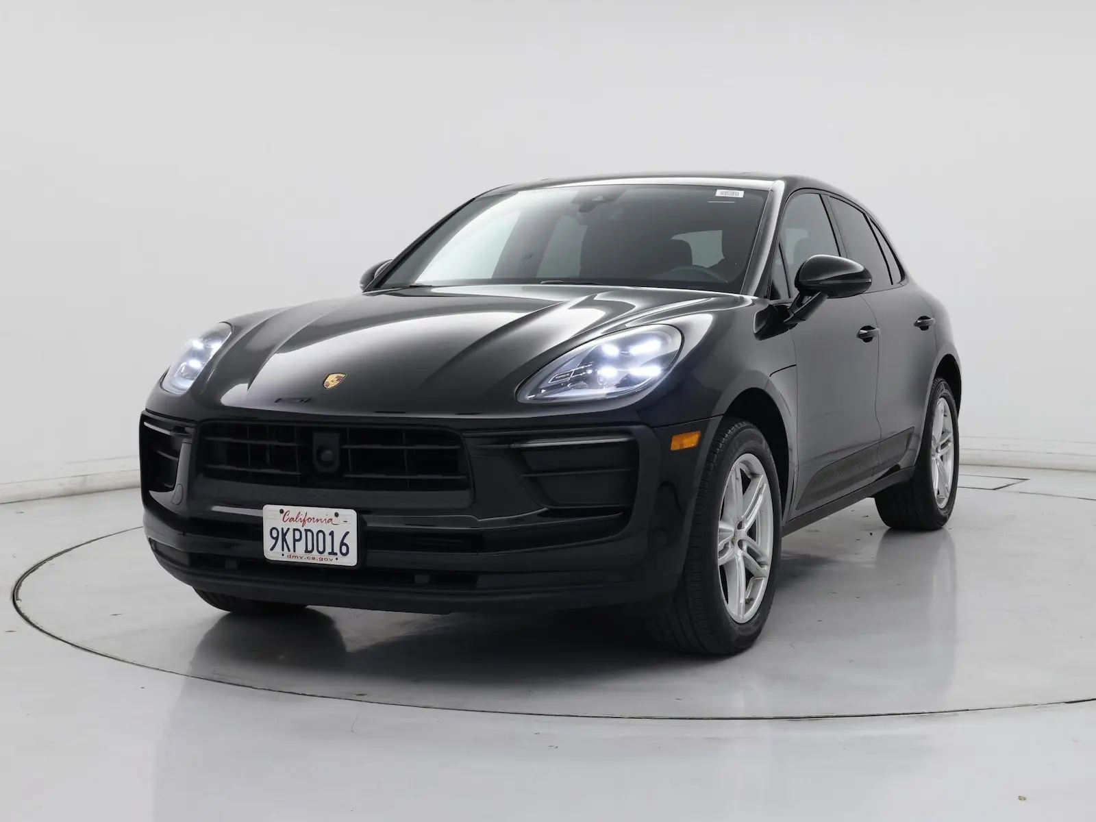 2024 Porsche Macan Base photo 5