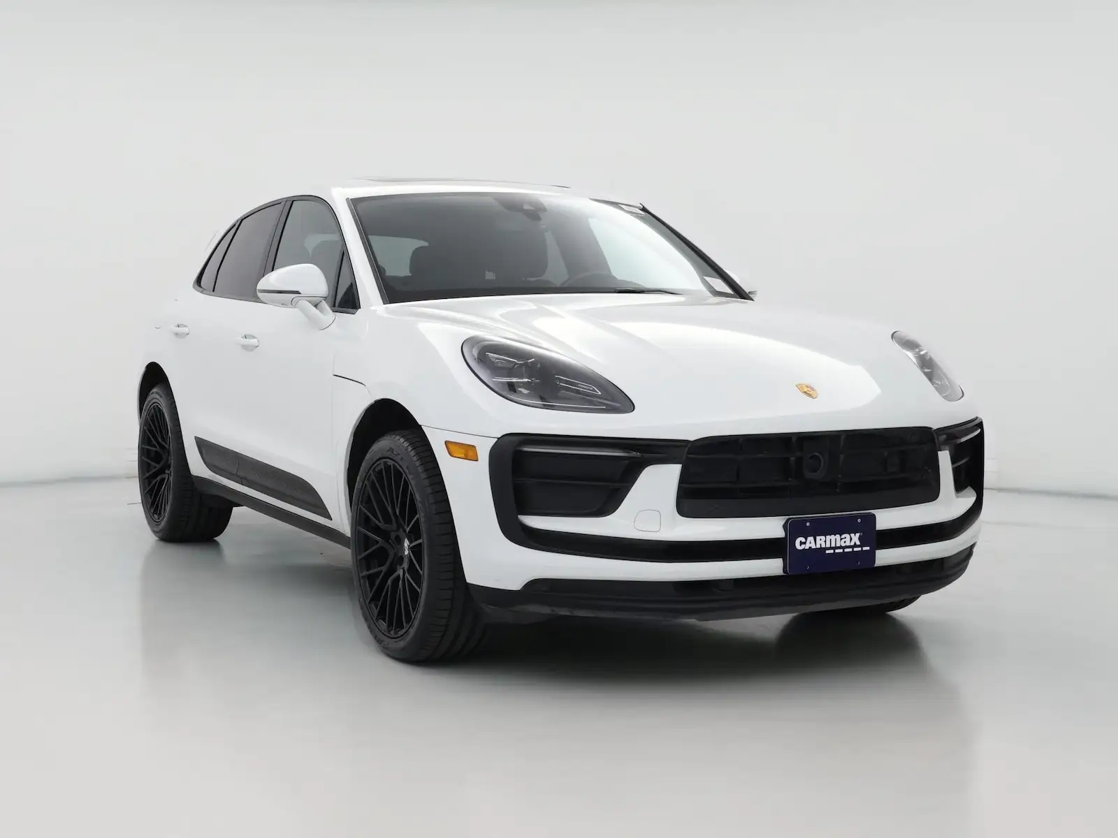 2023 Porsche Macan Base photo 1