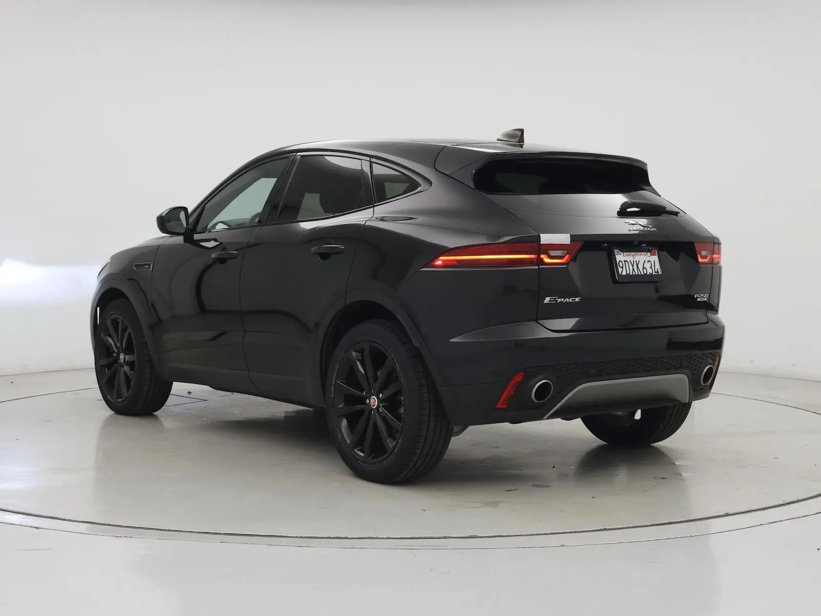 2020 Jaguar E-PACE P250 SE photo 3