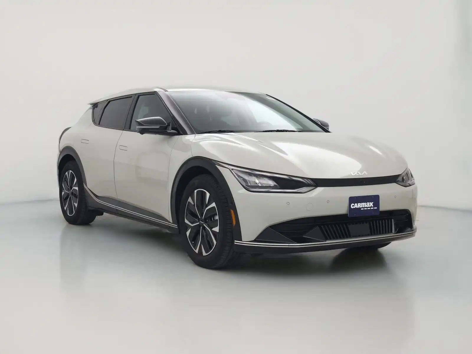 2024 Kia EV6 Wind's photo