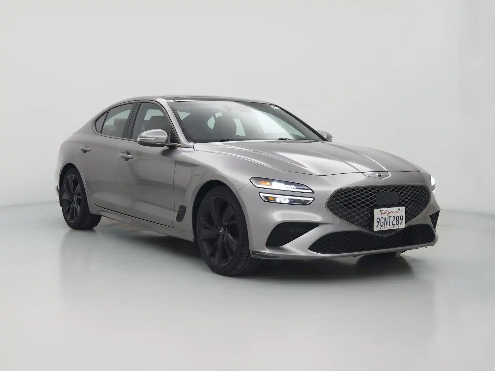 2023 Genesis G70 2.0T Standard's photo