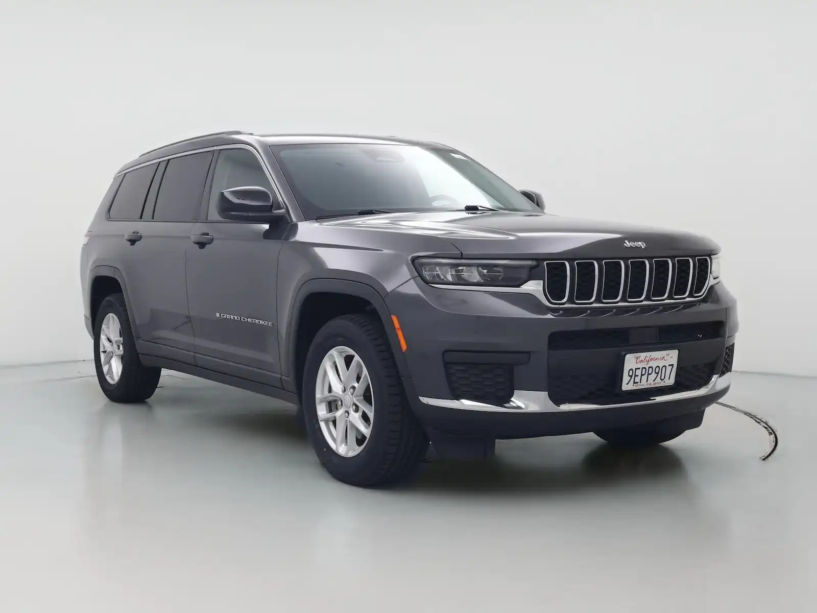 2021 Jeep Grand Cherokee L Laredo's photo