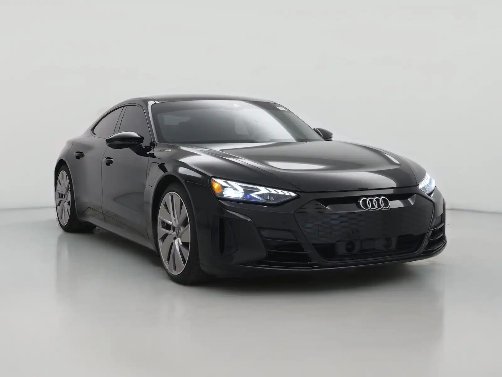 2022 Audi e-tron GT Prestige quattro's photo