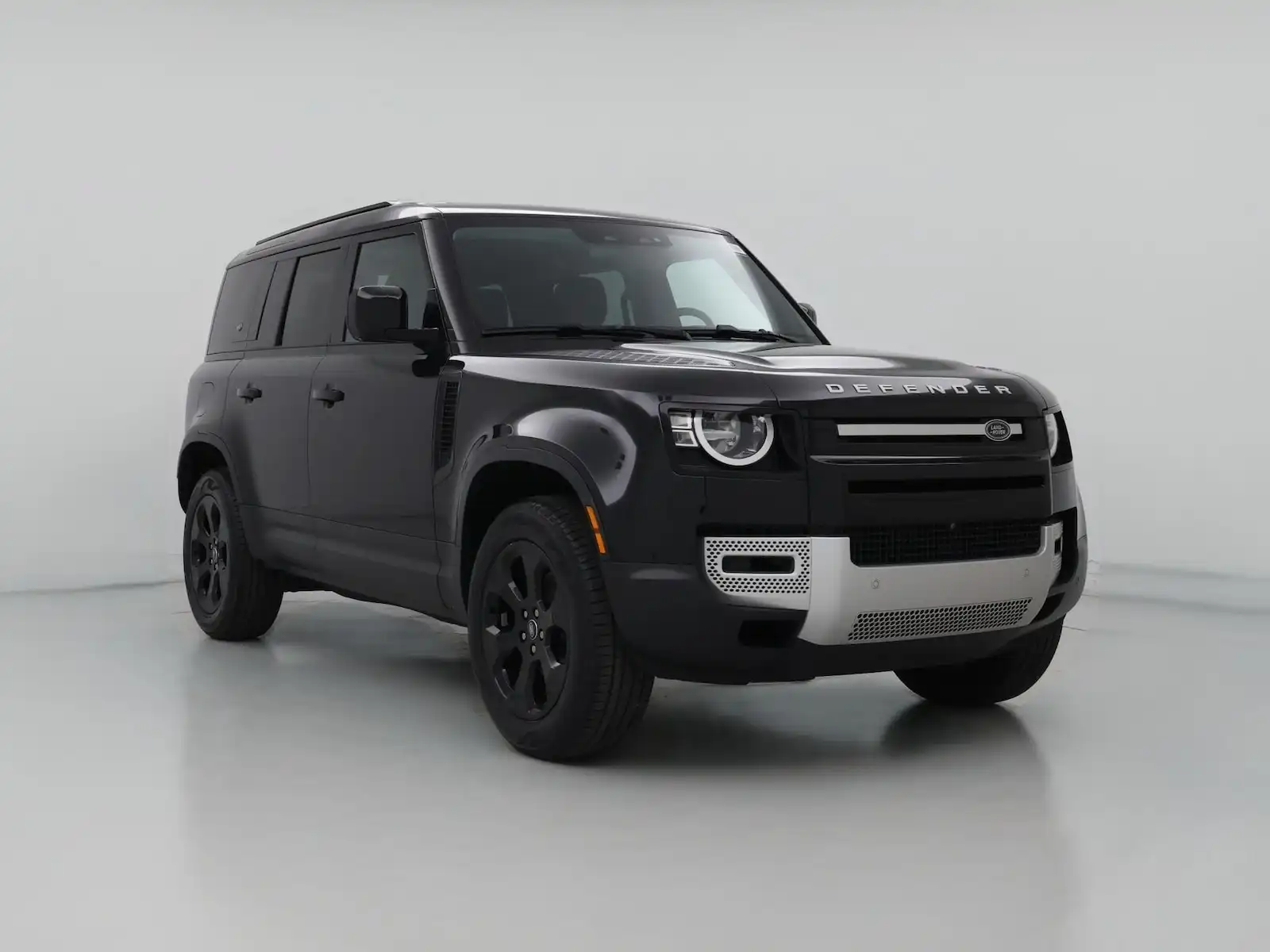 2023 Land Rover Defender Standard's photo