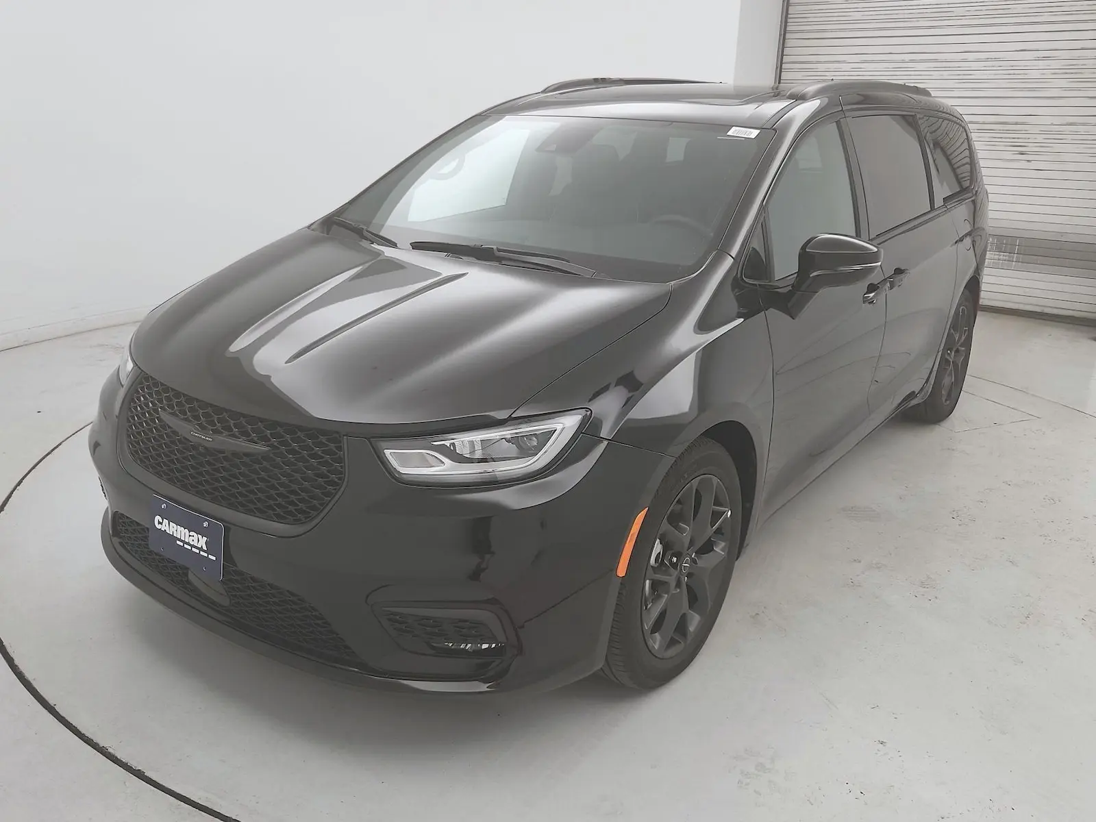 2026 Chrysler Pacifica Limited photo 3