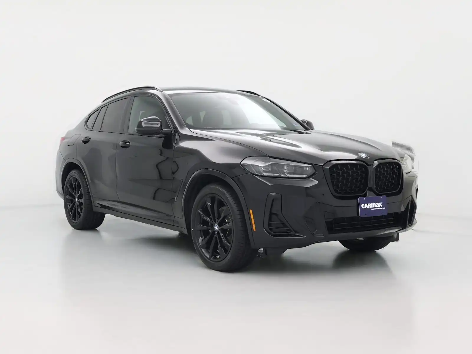 2023 BMW X4 xDrive30i's photo