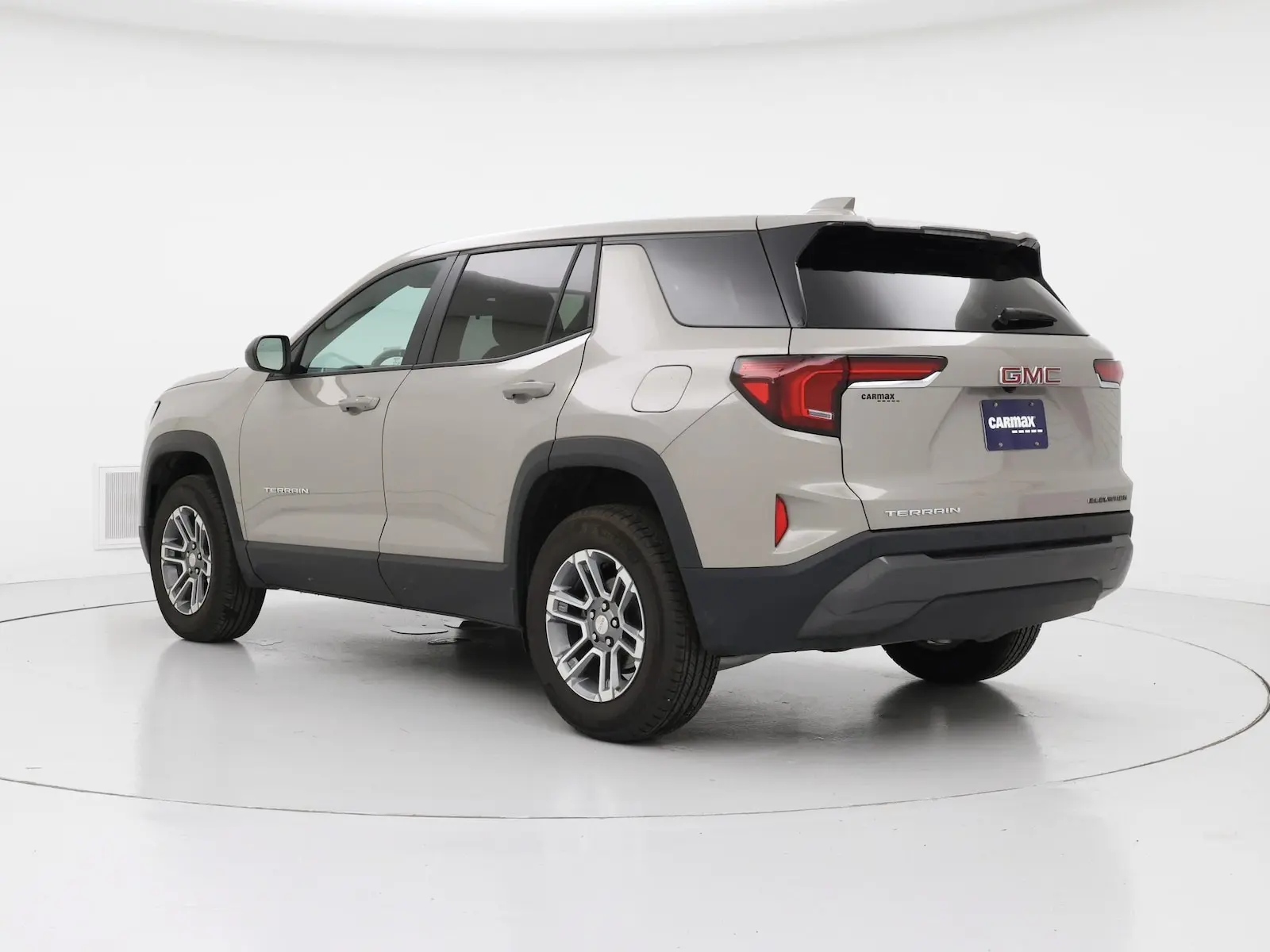 2025 GMC Terrain Elevation FWD photo 3
