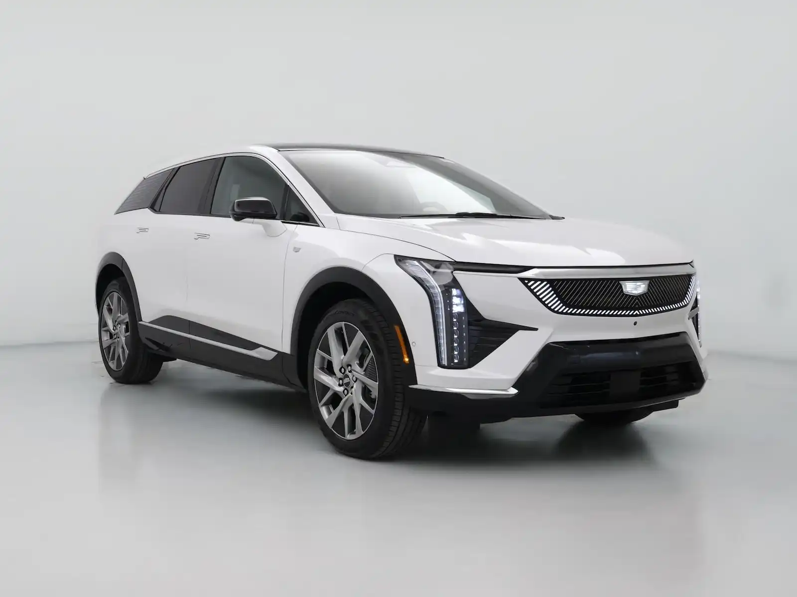 2025 Cadillac Optiq Luxury 2 AWD's photo