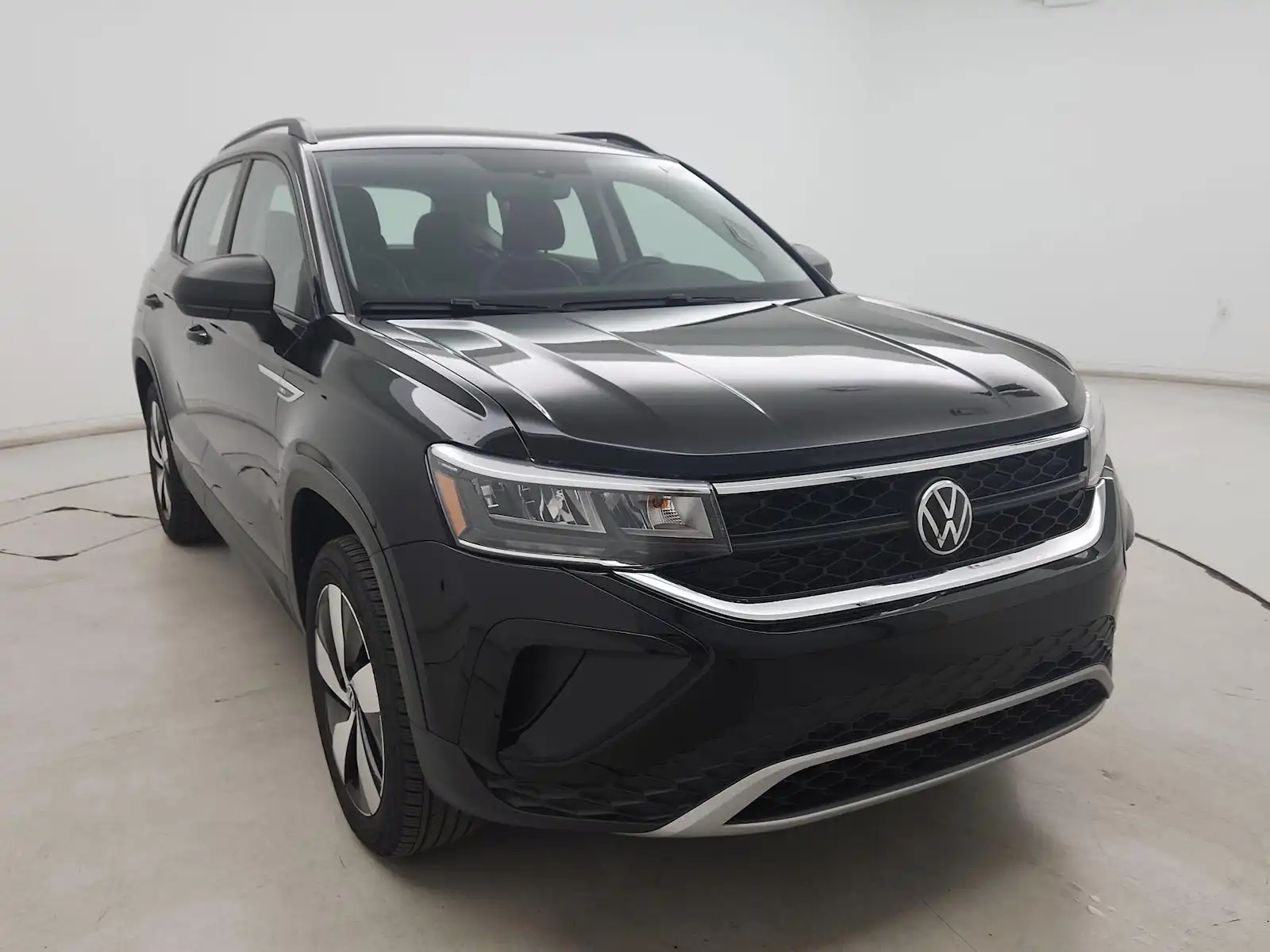 2023 Volkswagen Taos 1.5T S 4Motion's photo