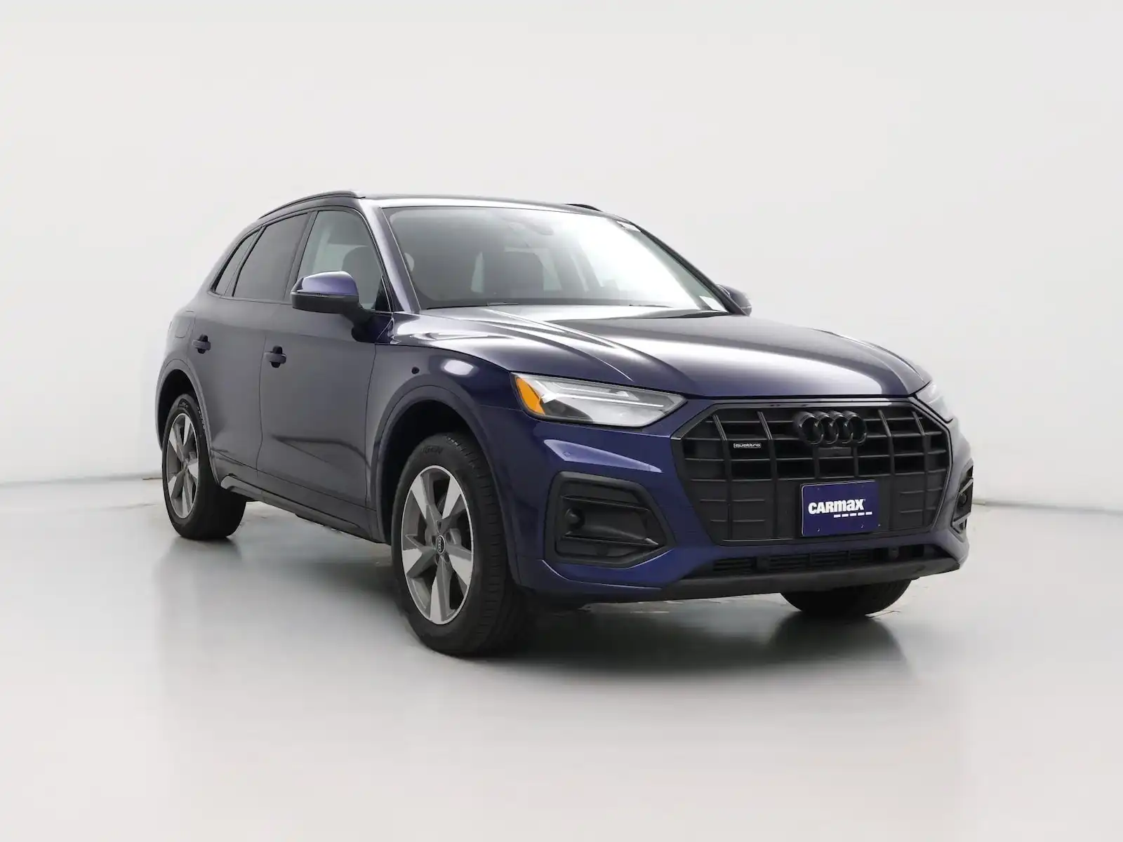 2024 Audi Q5 40 Premium Plus's photo