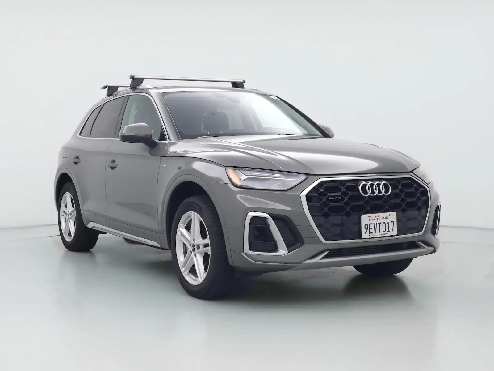 2023 Audi Q5 55 e Premium's photo