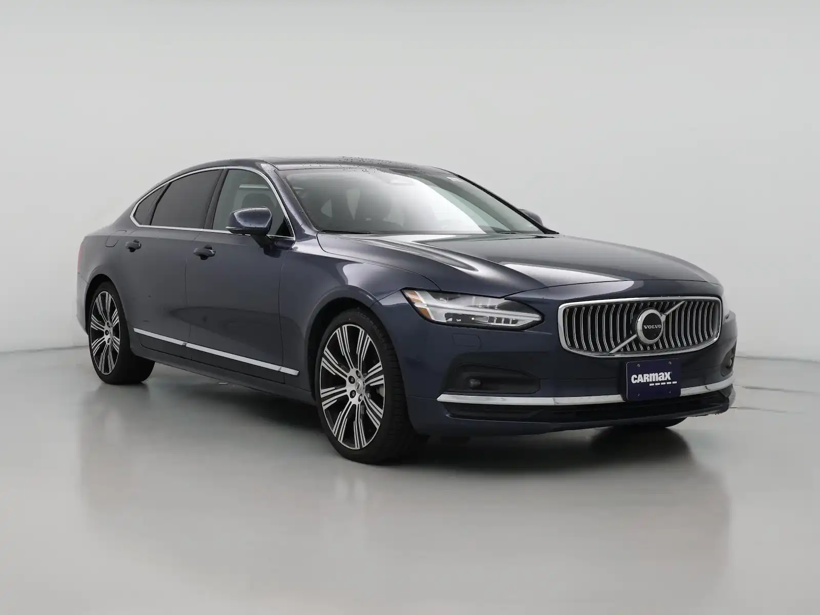 2023 Volvo S90 B6 Plus AWD's photo