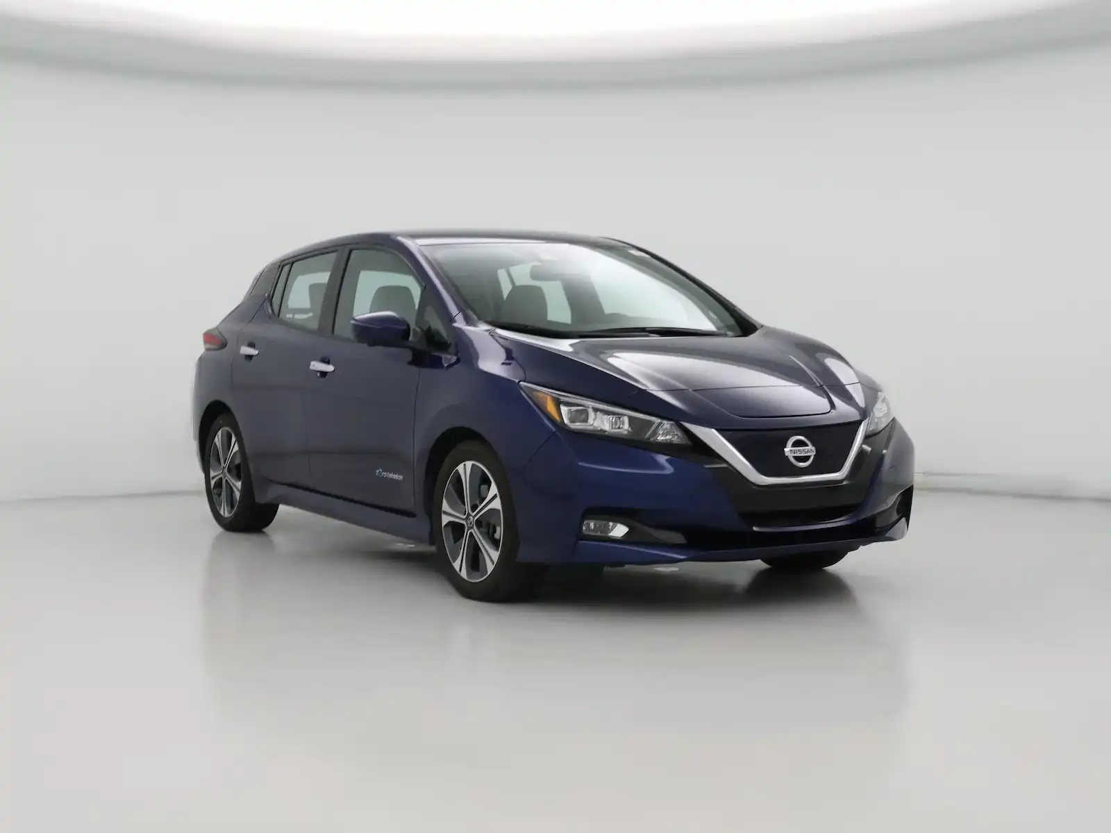 2019 Nissan Leaf SL's photo