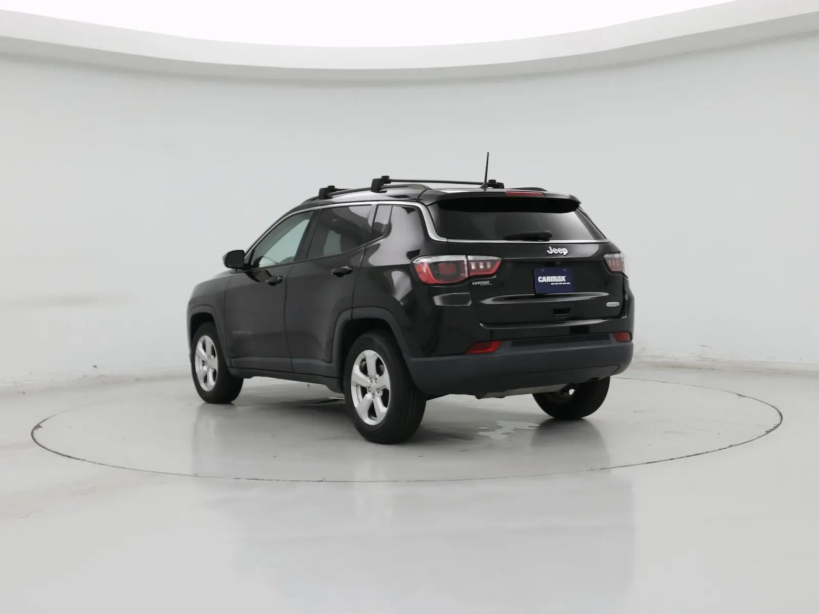 2017 Jeep Compass Latitude photo 3