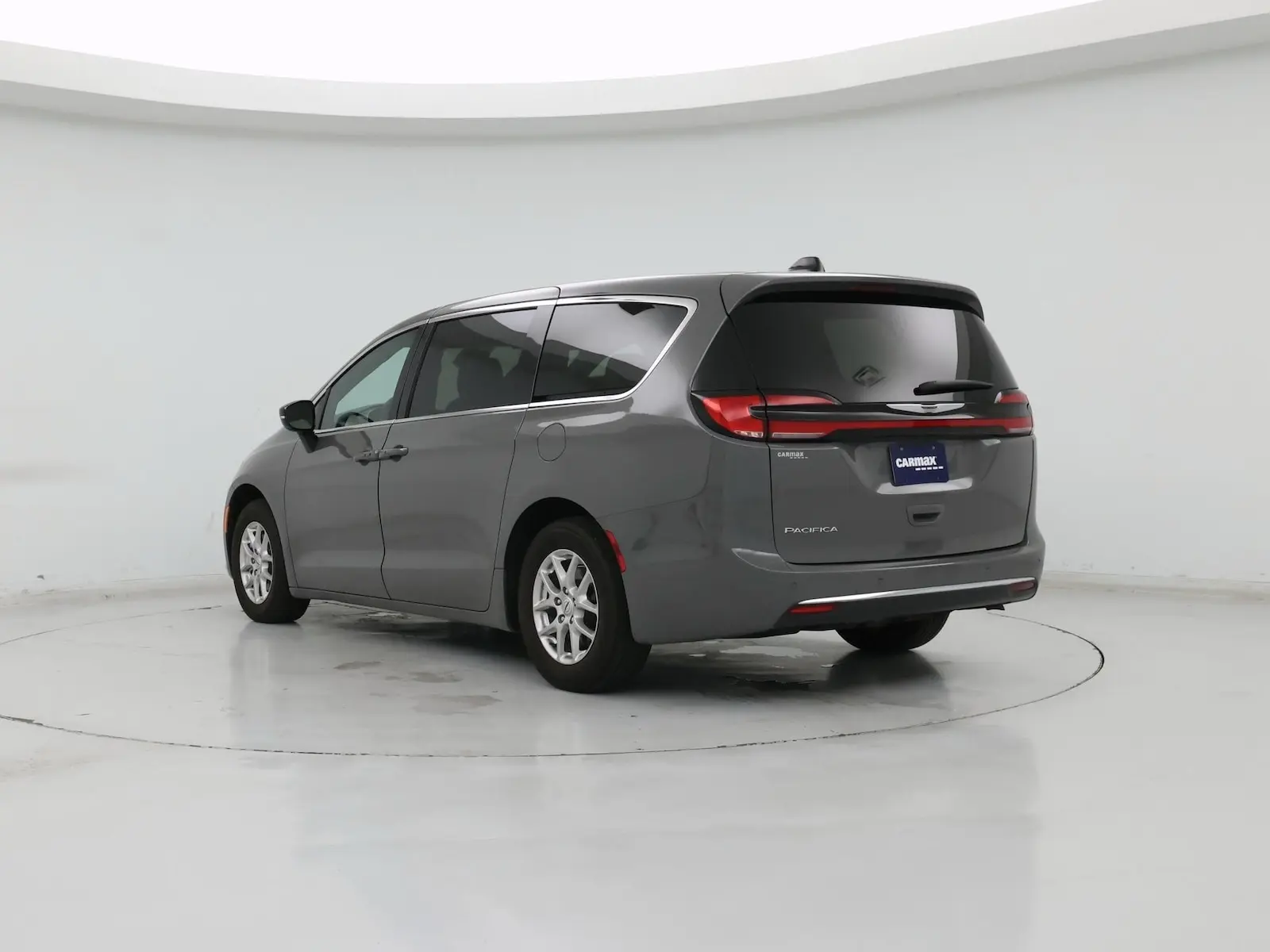 2025 Chrysler Pacifica Select photo 3