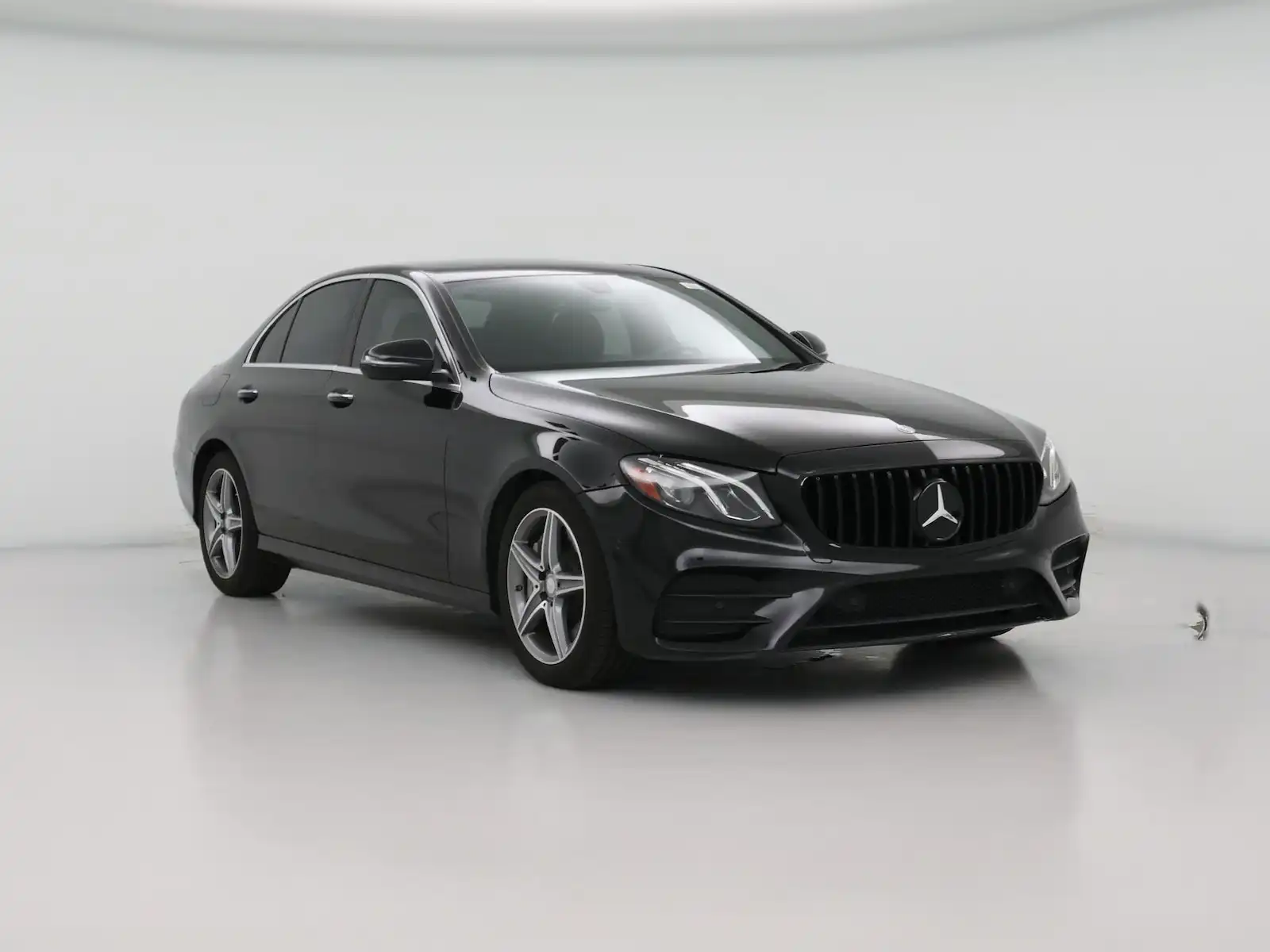 2017 Mercedes-Benz E-Class E300 4MATIC's photo