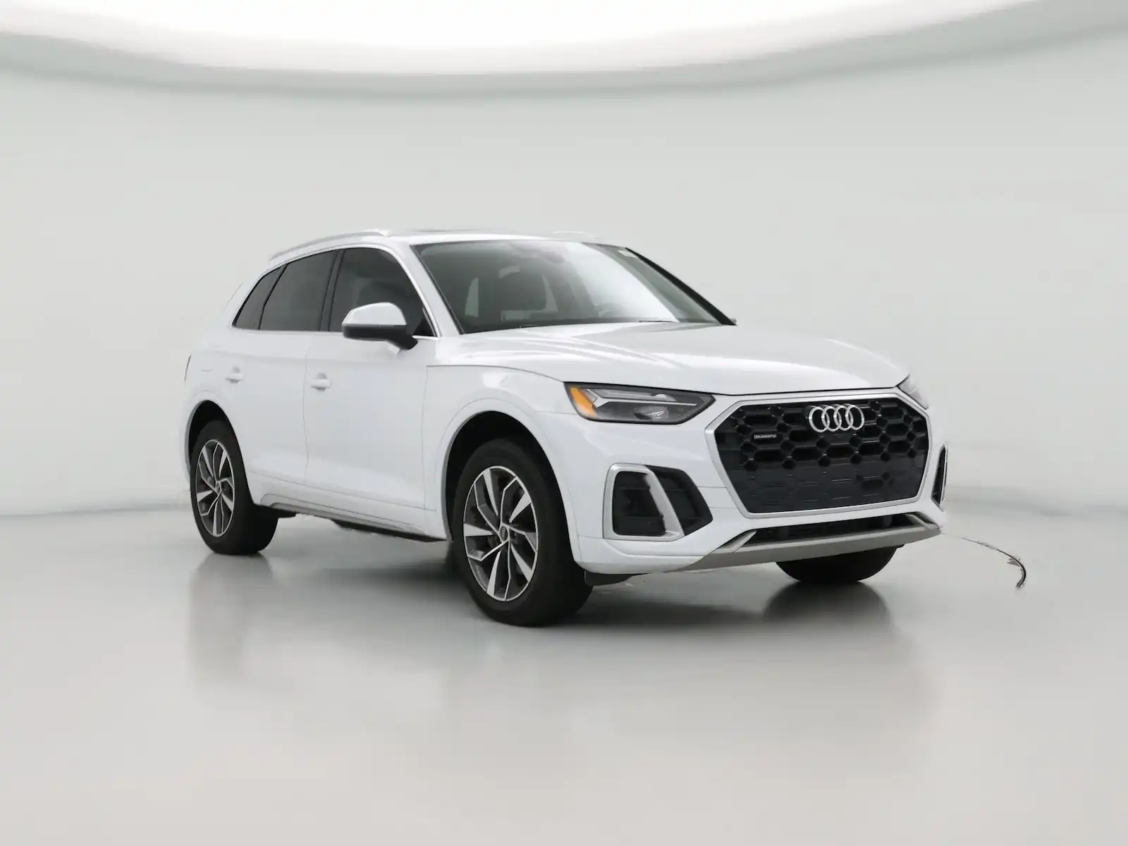 2023 Audi Q5 45 Premium Plus's photo