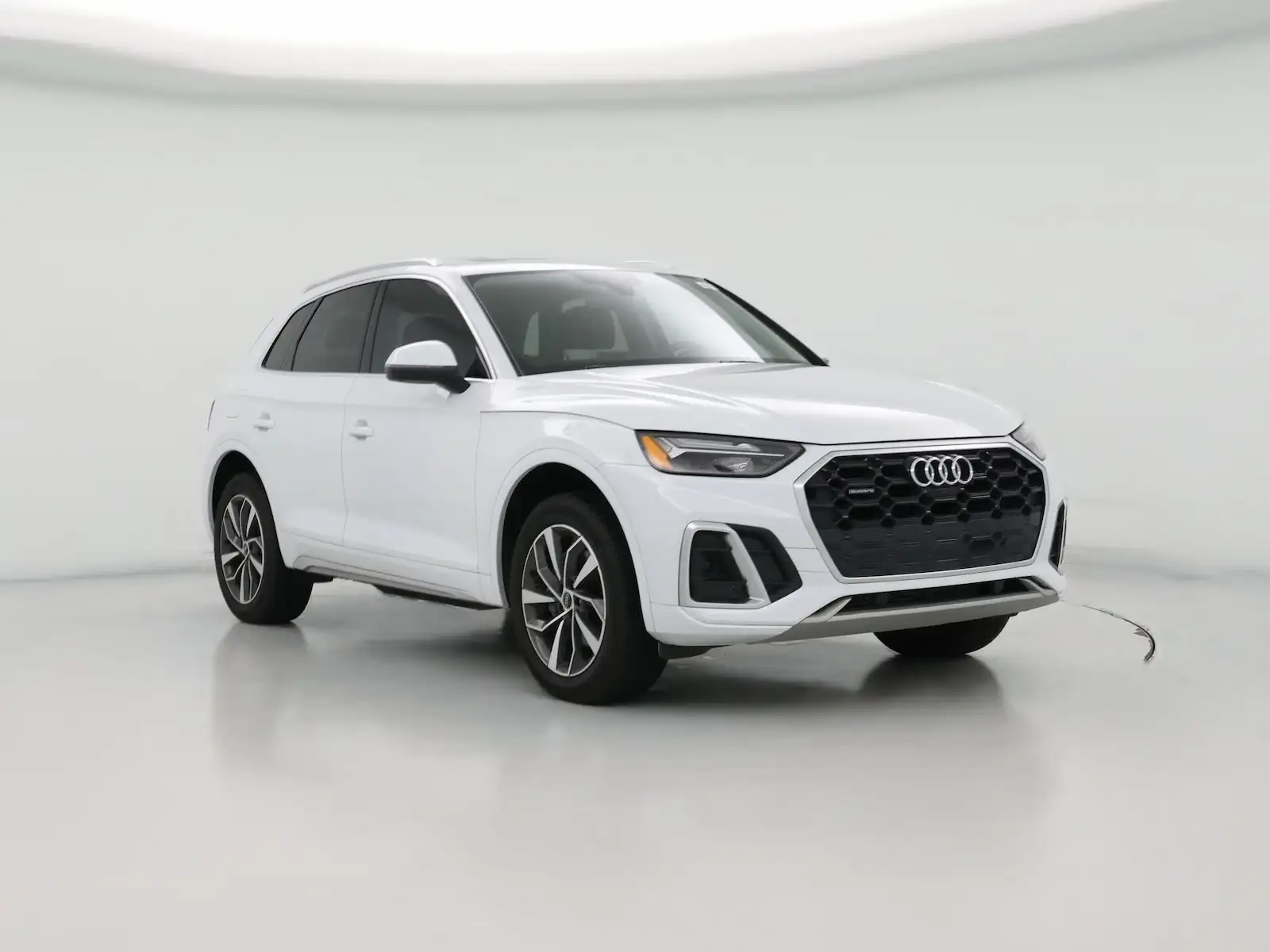 2023 Audi Q5 45 Premium Plus's photo