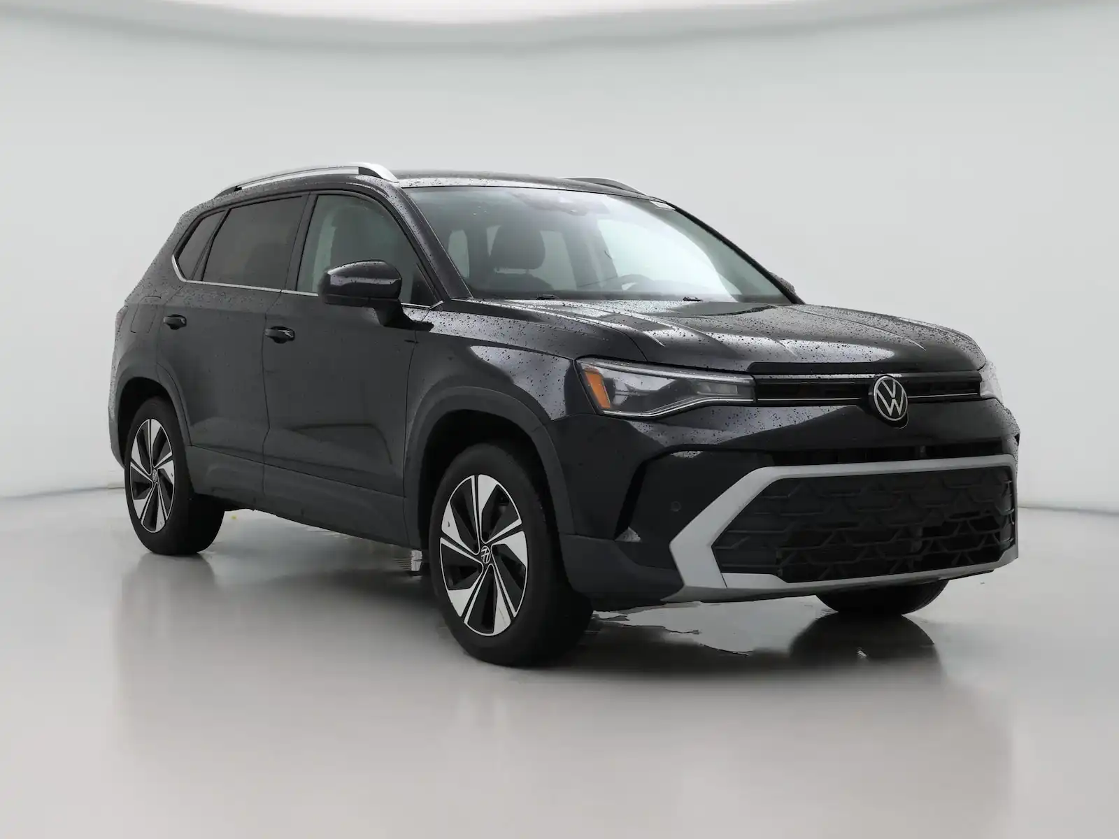 2025 Volkswagen Taos 1.5T SE 4Motion's photo