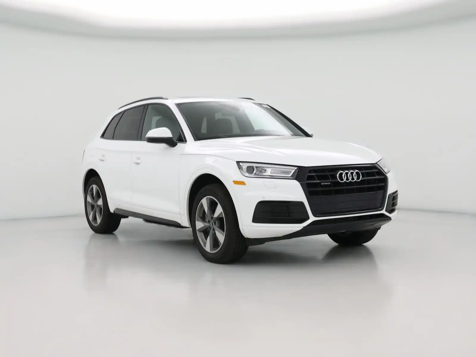 2020 Audi Q5 45 Titanium Premium quattro S tronic's photo
