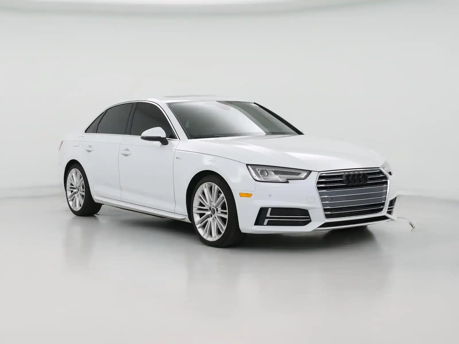 2018 Audi A4 2.0T Premium Plus FWD S tronic Ultra's photo