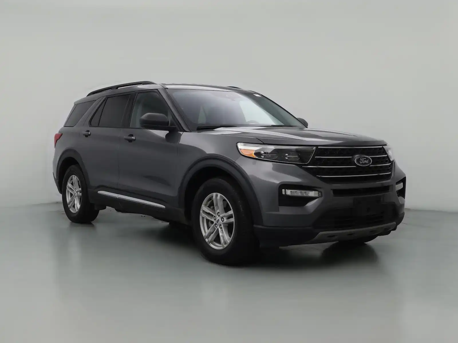 2023 Ford Explorer XLT RWD's photo