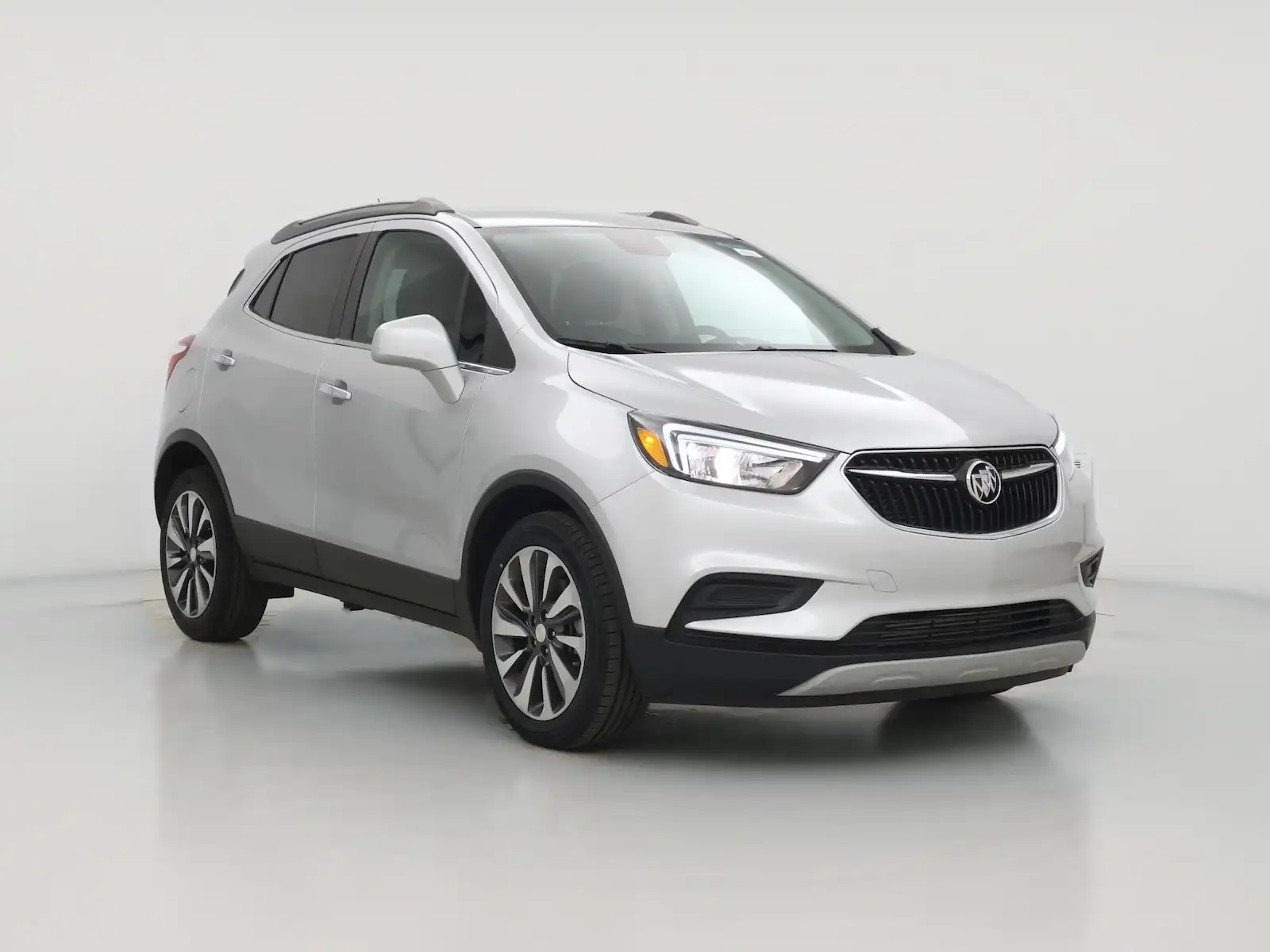 2022 Buick Encore Preferred's photo