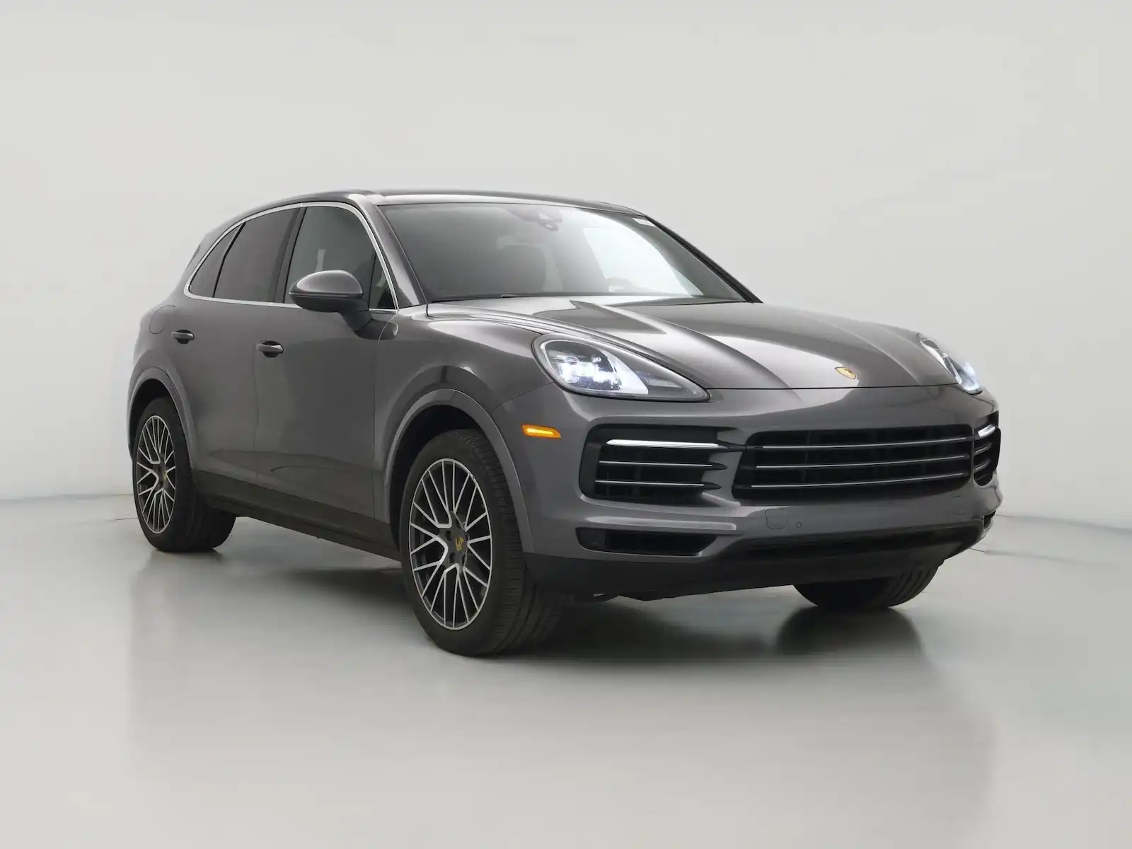 2021 Porsche Cayenne Base's photo