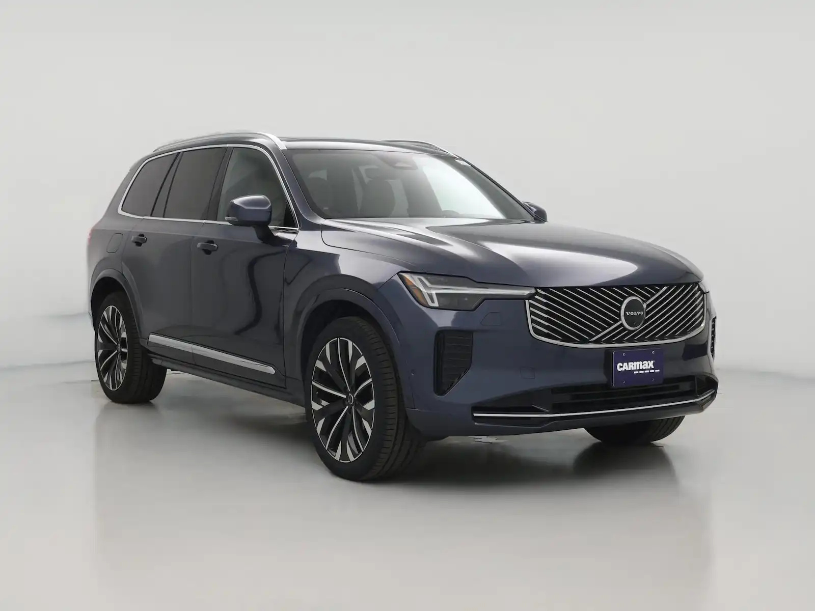 2025 Volvo XC90 B6 Plus Bright 7-Seater AWD's photo