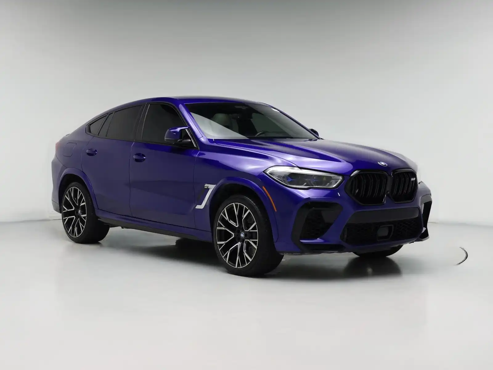 2021 BMW X6 M Base's photo