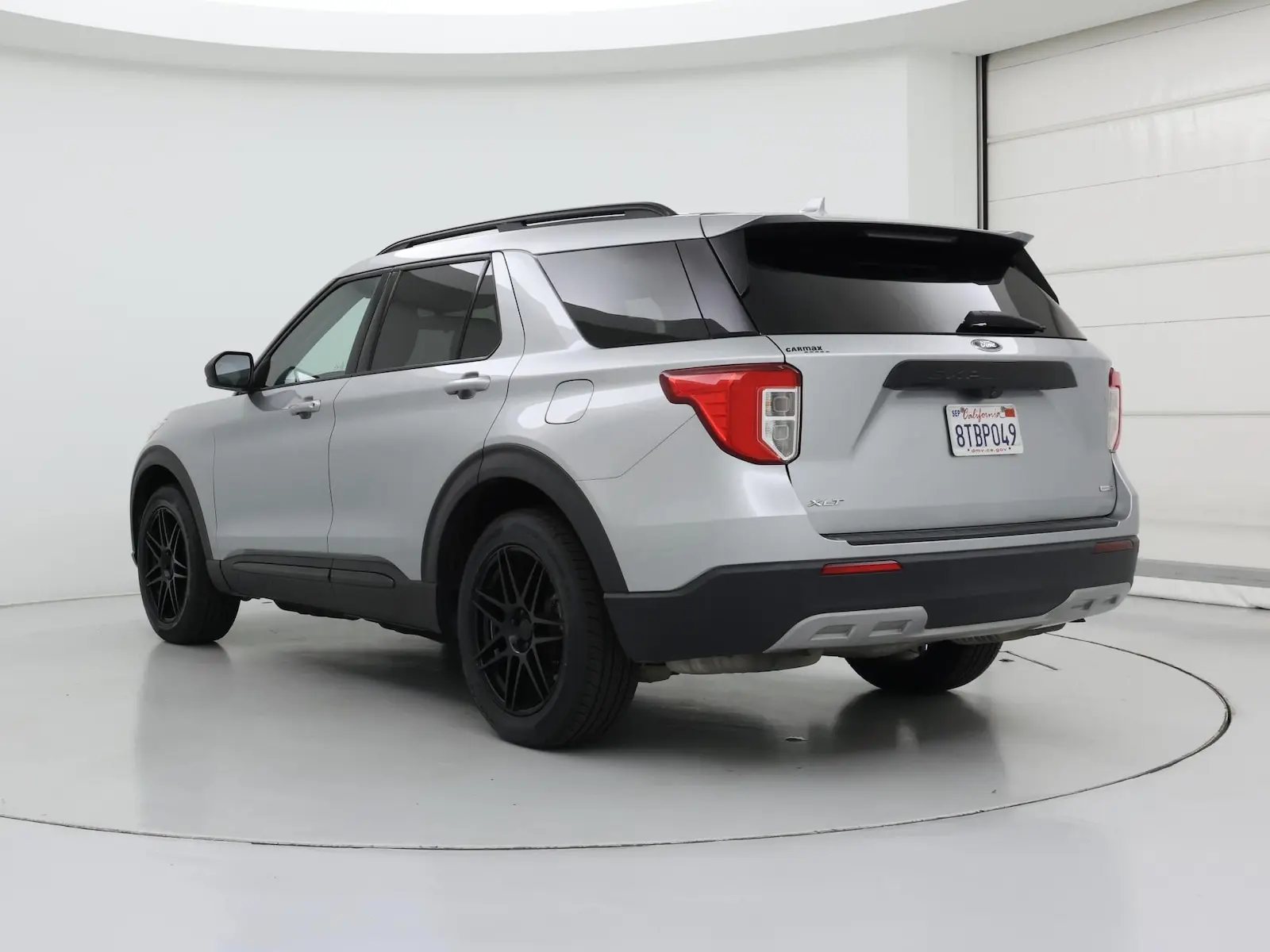 2020 Ford Explorer XLT 4WD photo 3