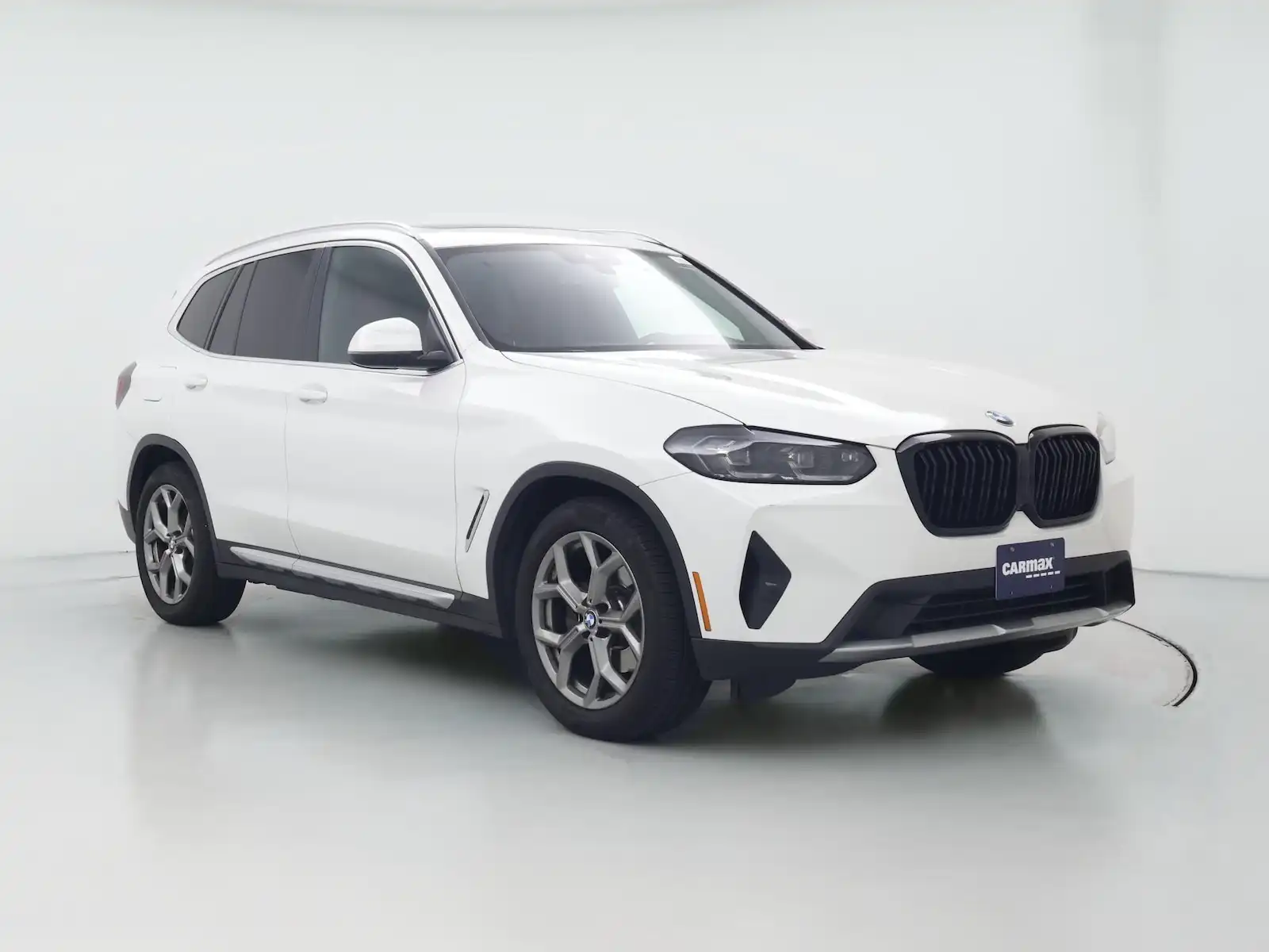 2022 BMW X3 sDrive30i's photo
