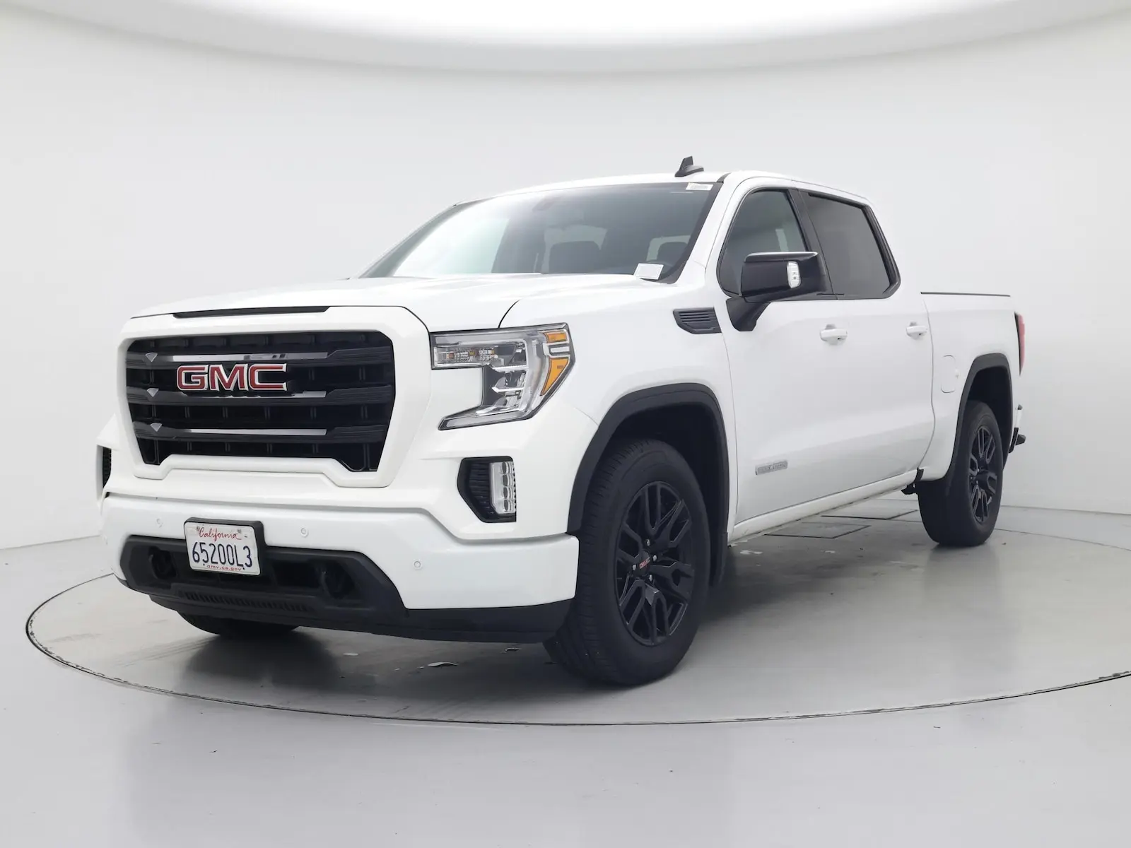 2022 GMC Sierra Elevation 2WD Crew Cab Short Box photo 5