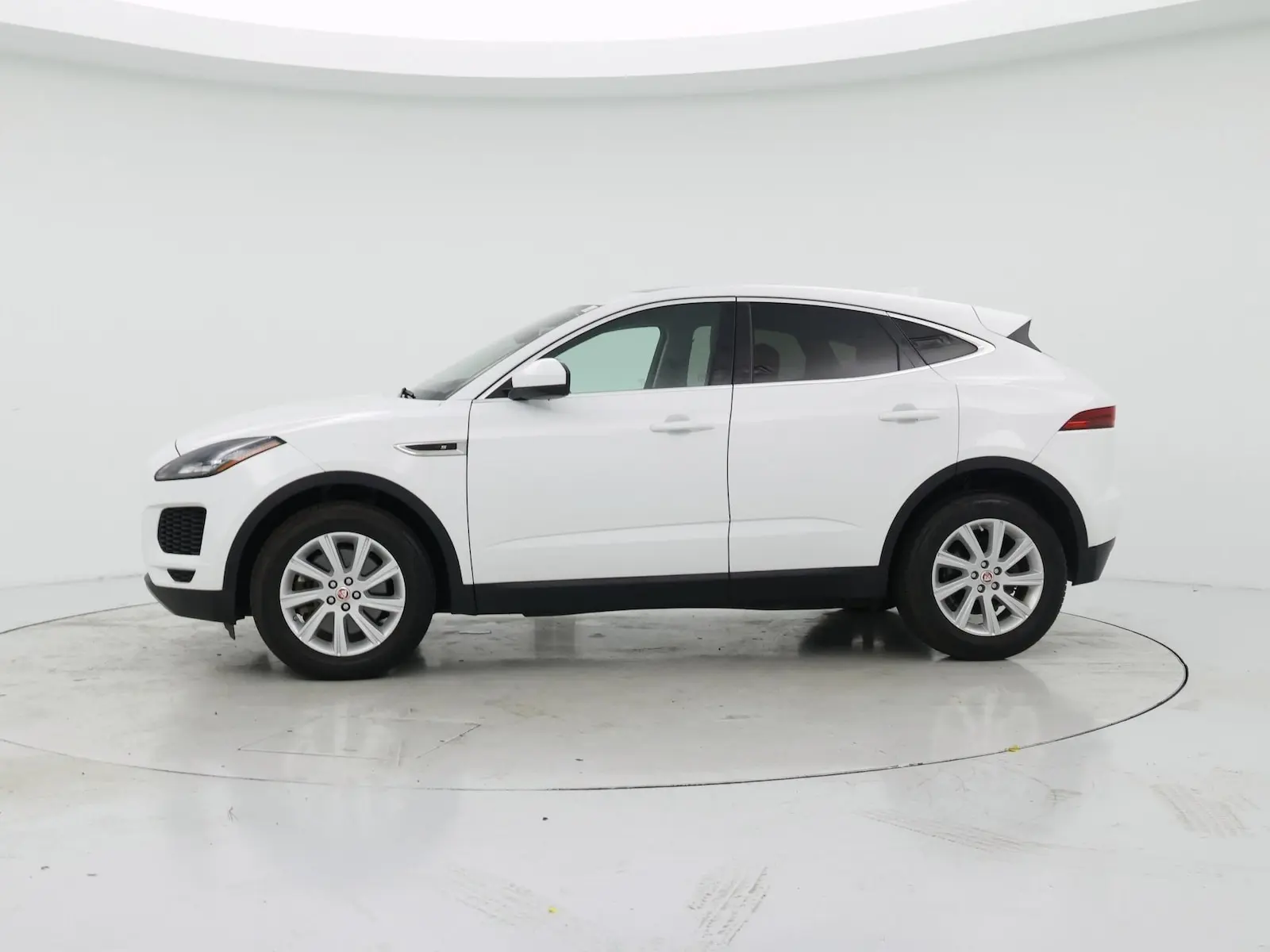 2018 Jaguar E-PACE P250 S AWD photo 4