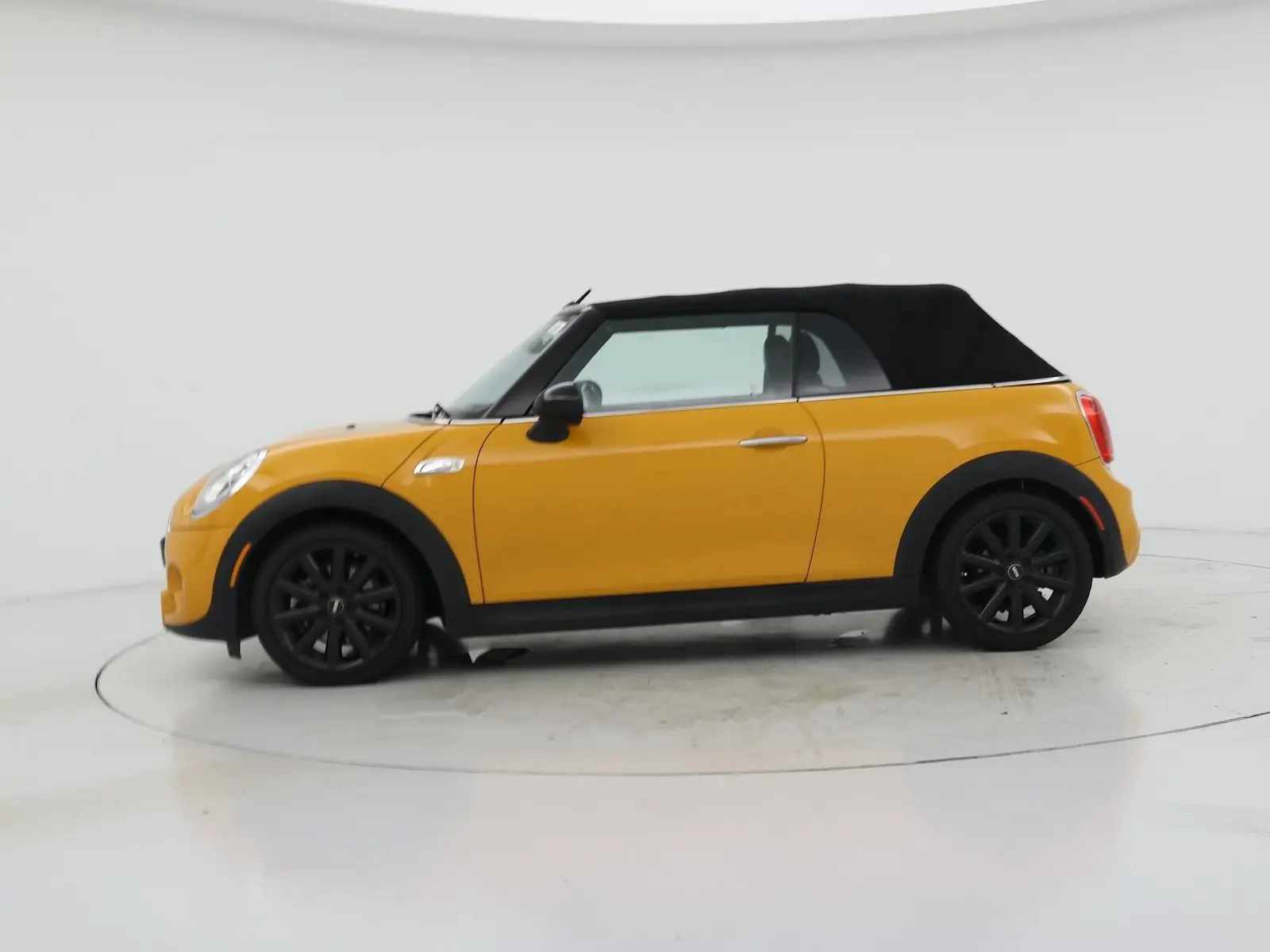 2016 MINI Cooper S photo 4