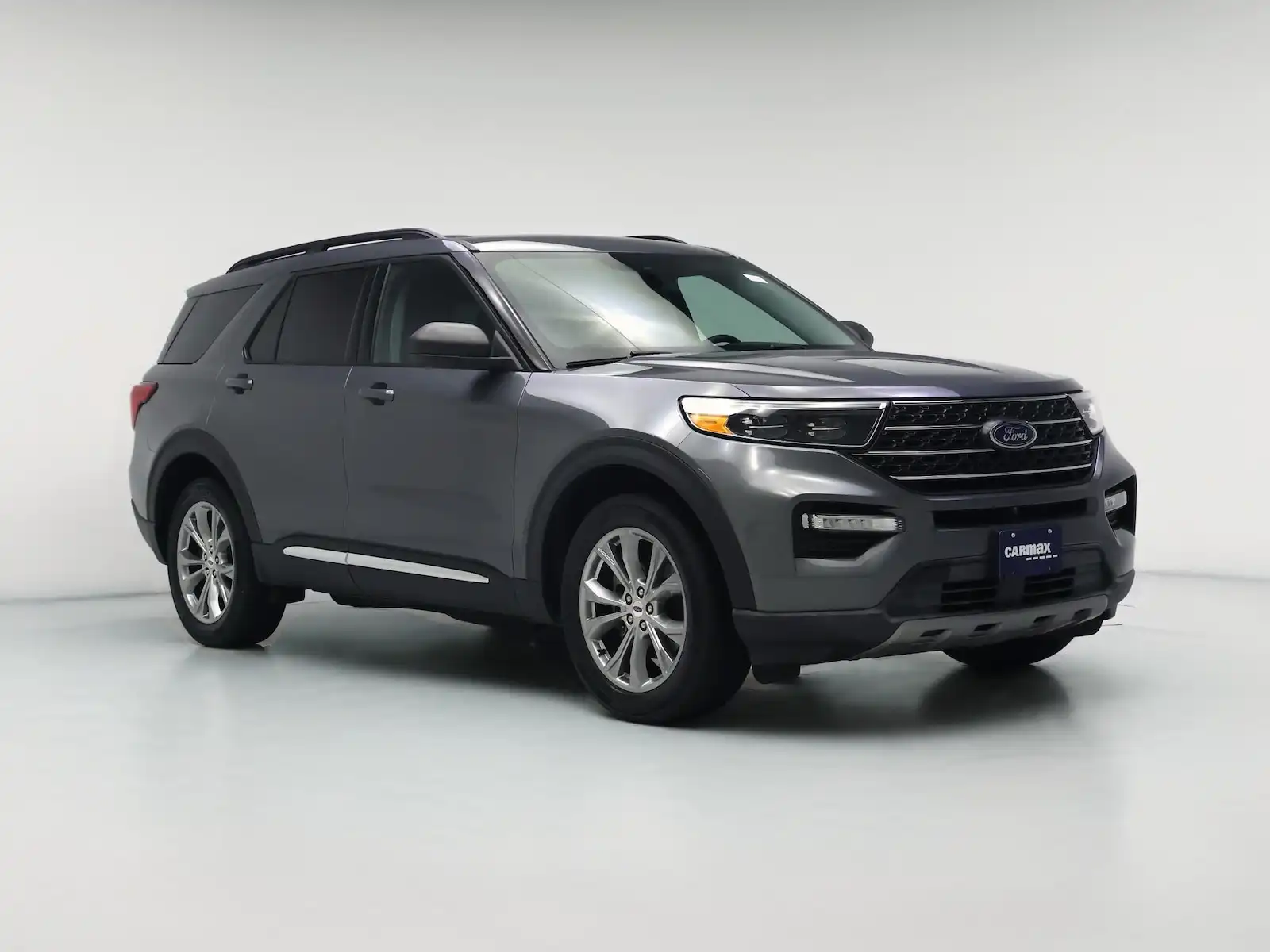 2022 Ford Explorer XLT 4WD's photo