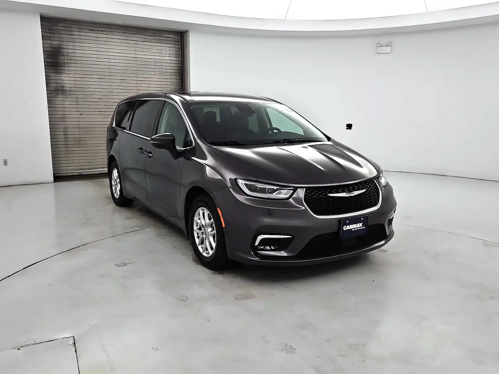 2023 Chrysler Pacifica Touring L's photo