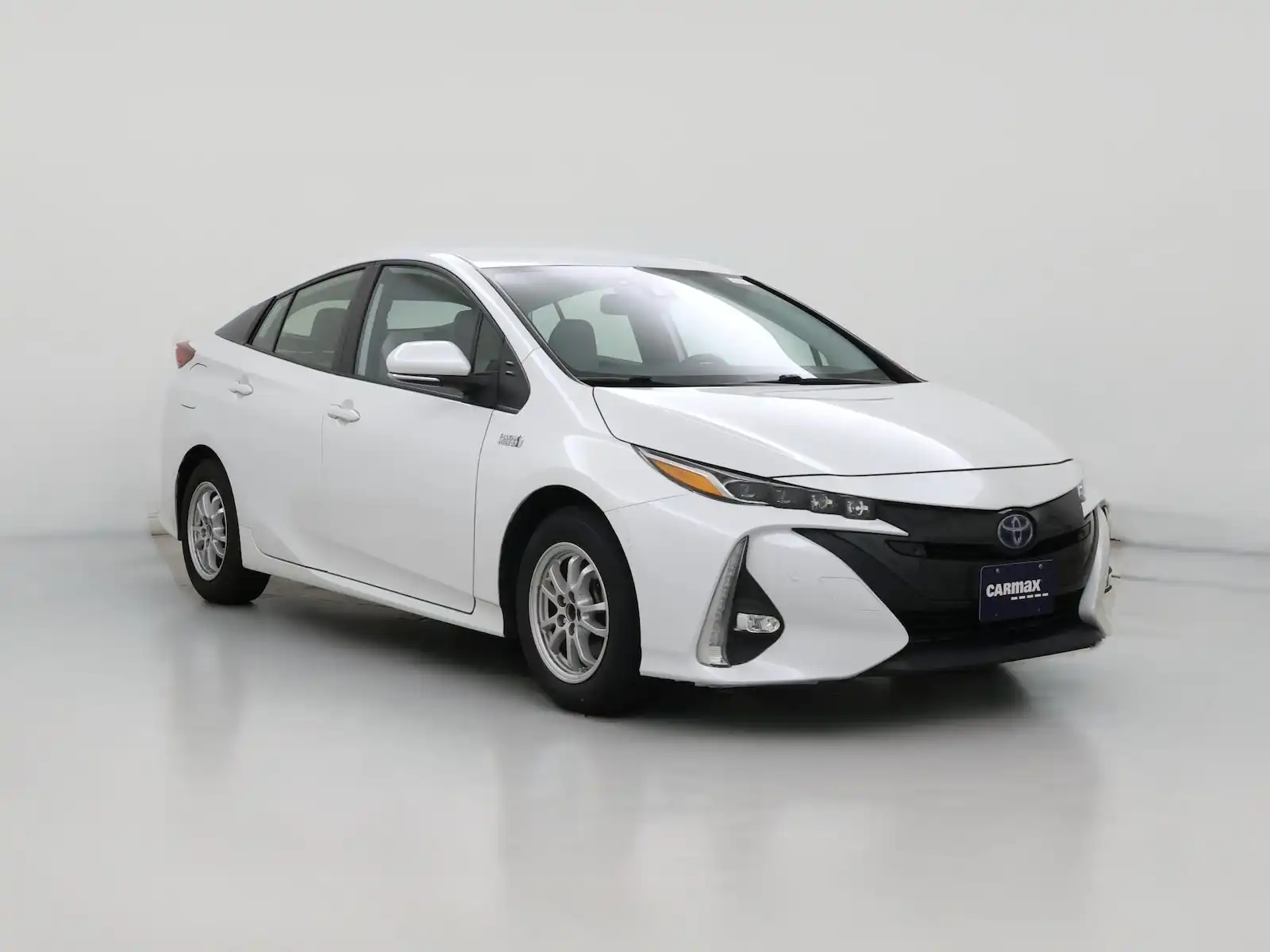 2021 Toyota Prius Prime Limited's photo