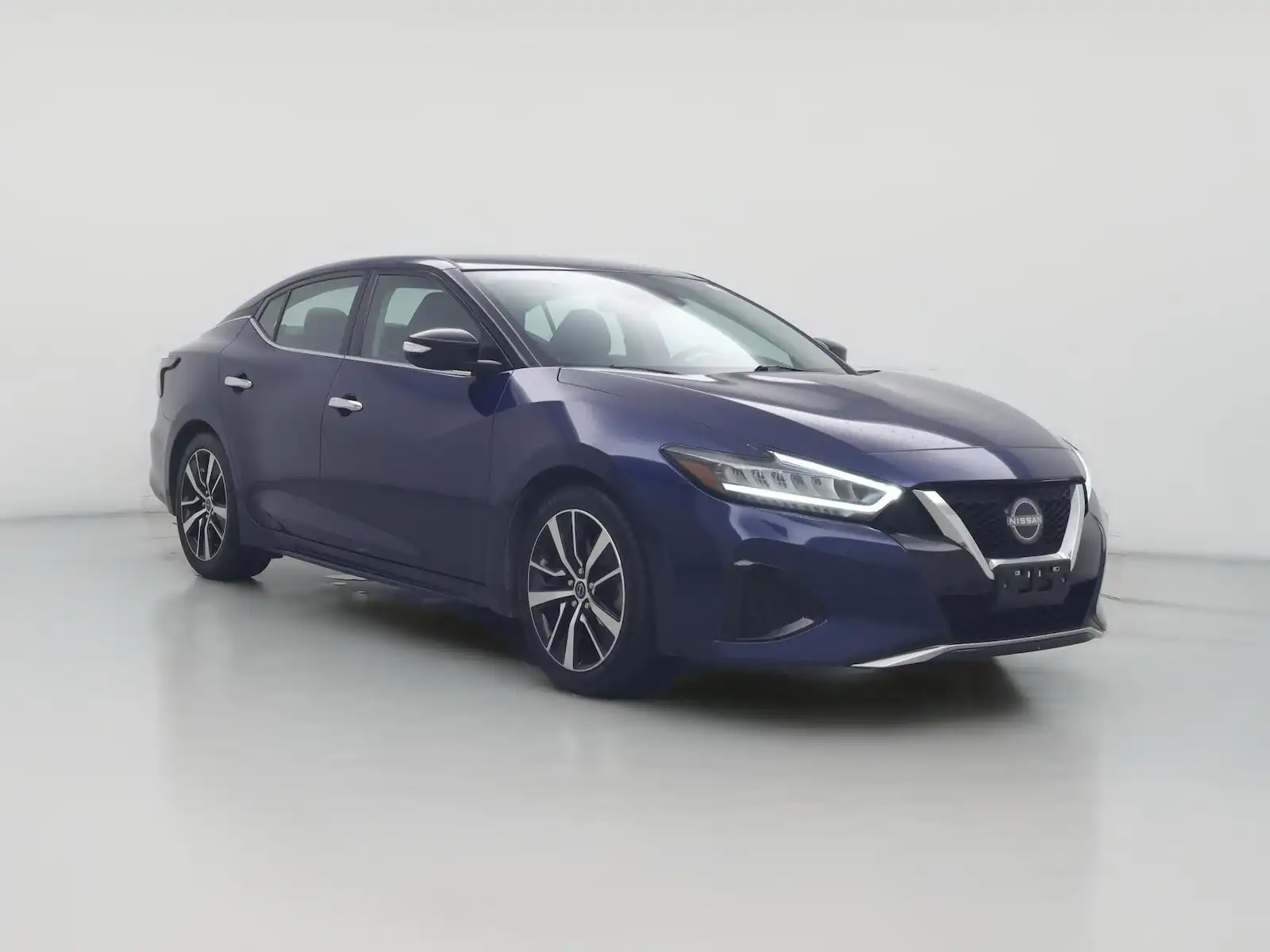 2023 Nissan Maxima SV's photo