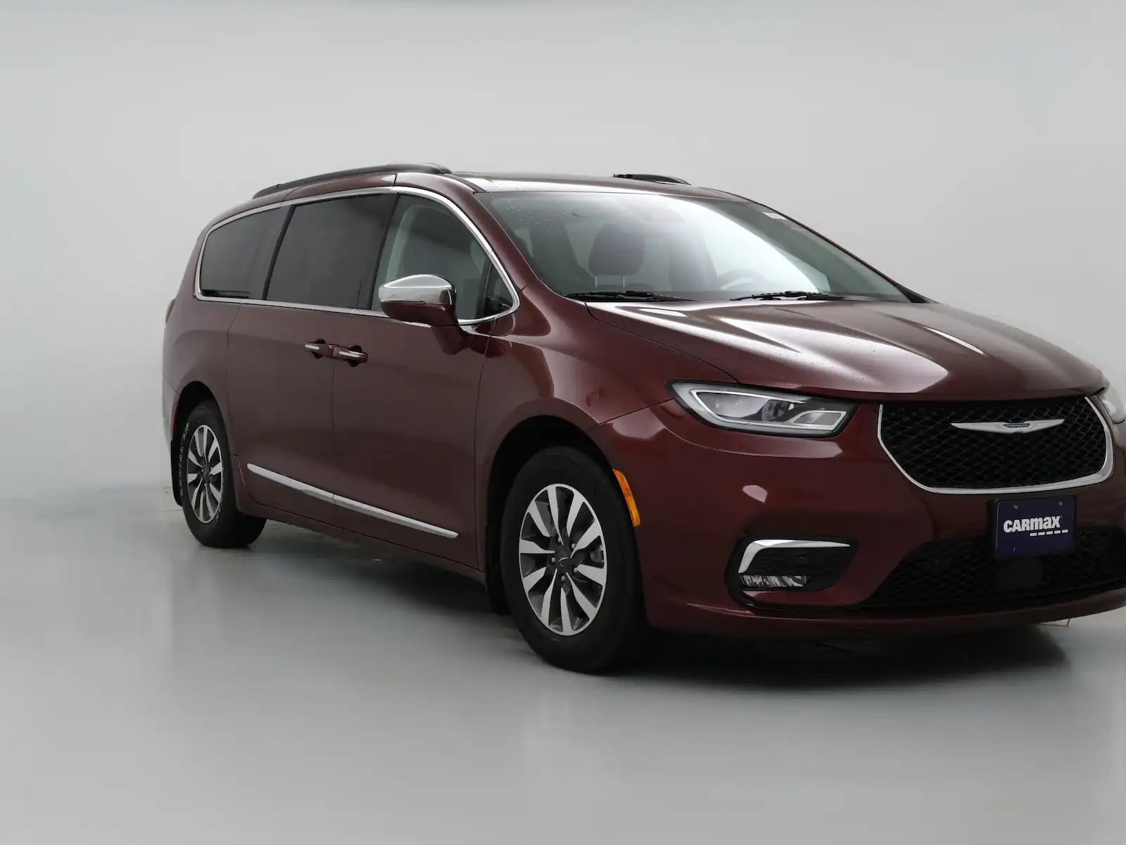 2022 Chrysler Pacifica Hybrid Limited's photo