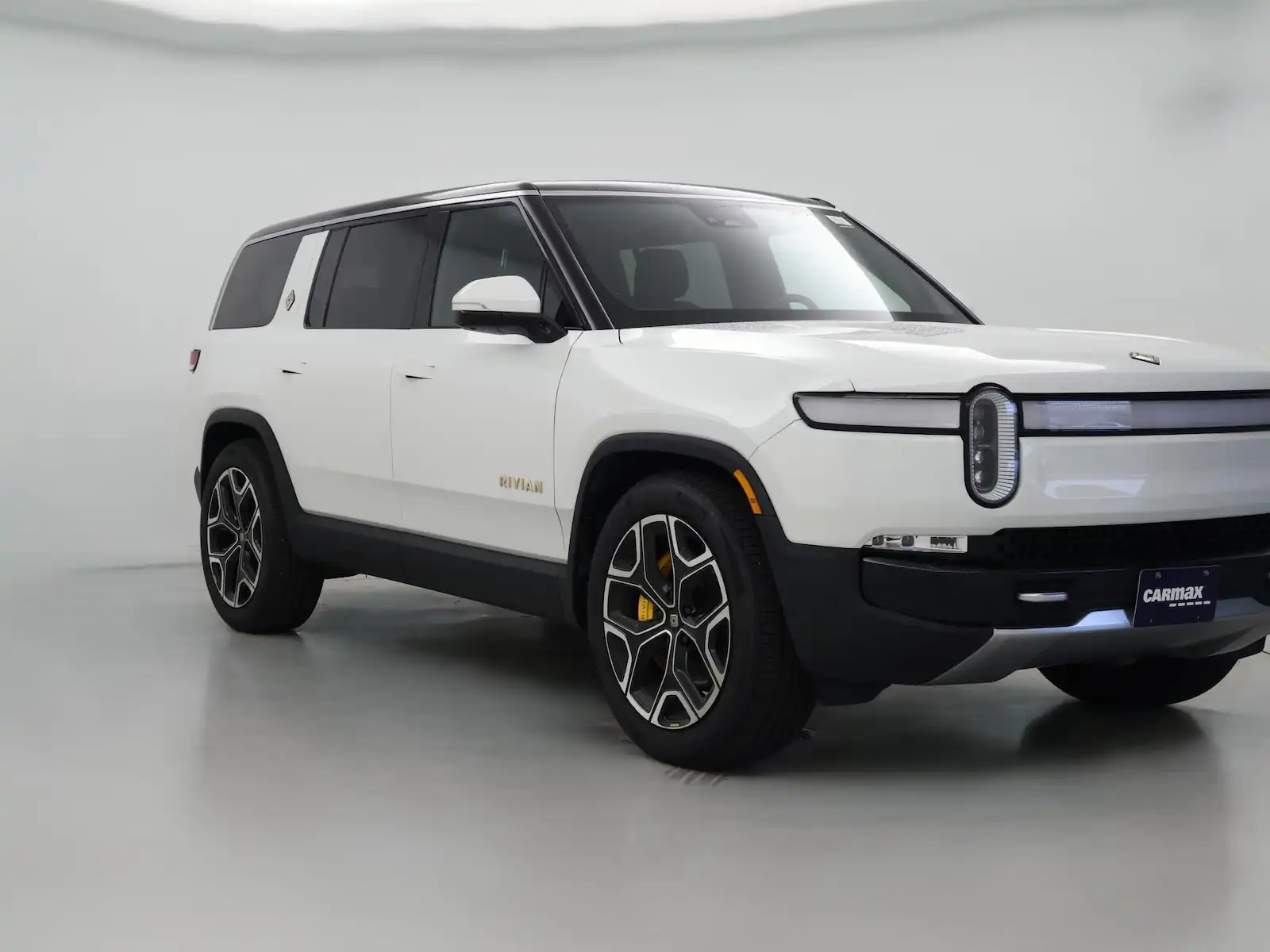 2023 Rivian R1S Adventure Quad-Motor Large Pack's photo
