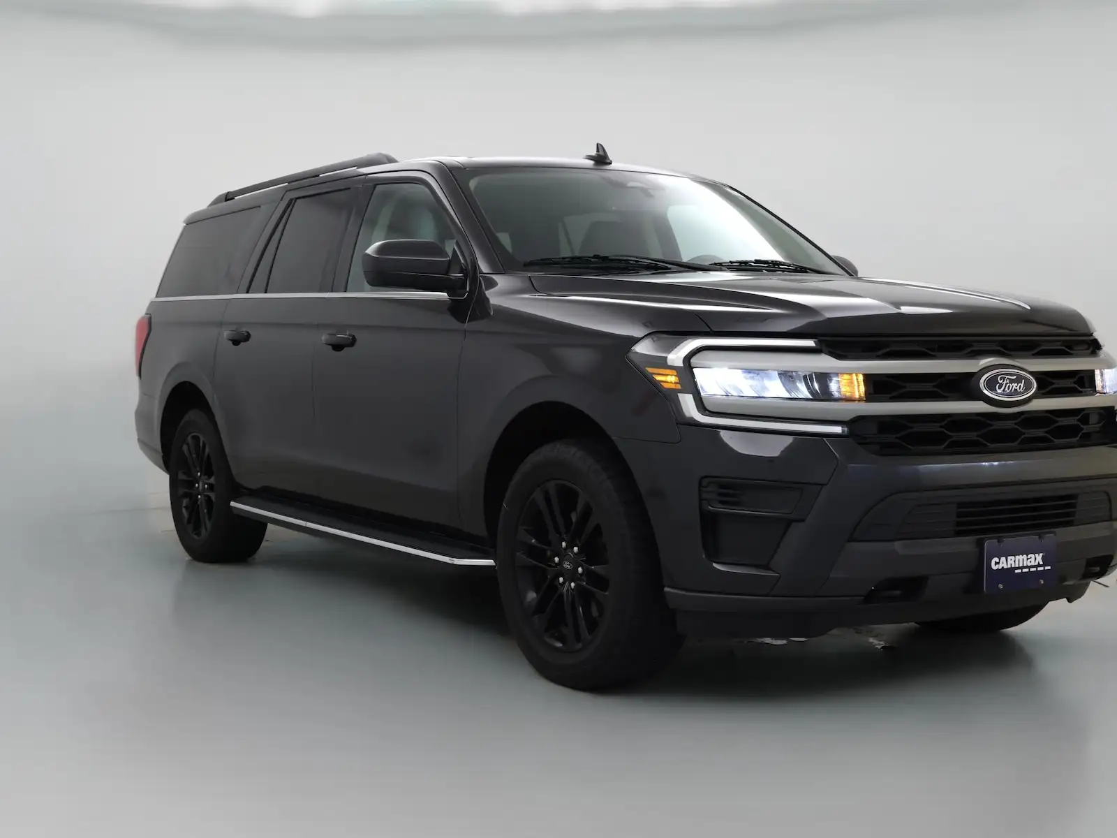 2023 Ford Expedition XLT 4WD MAX's photo