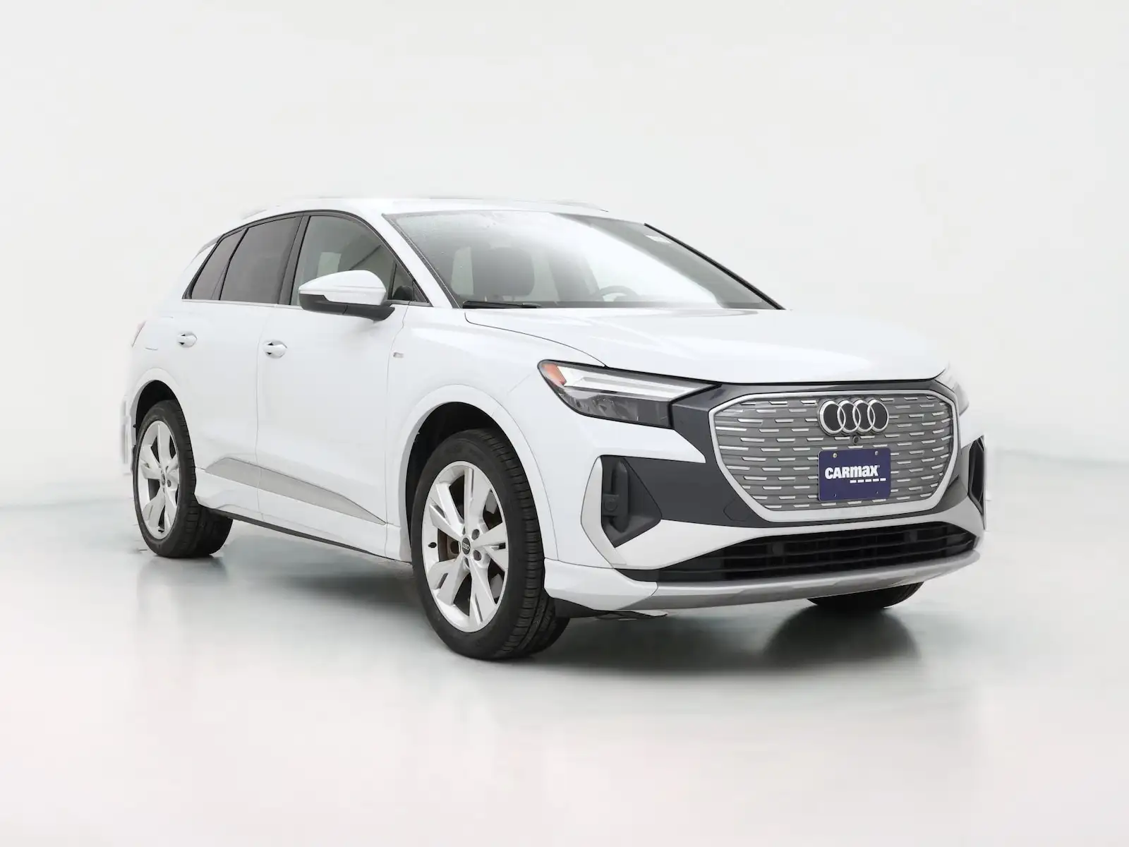 2023 Audi Q4 e-tron 50 Premium quattro's photo