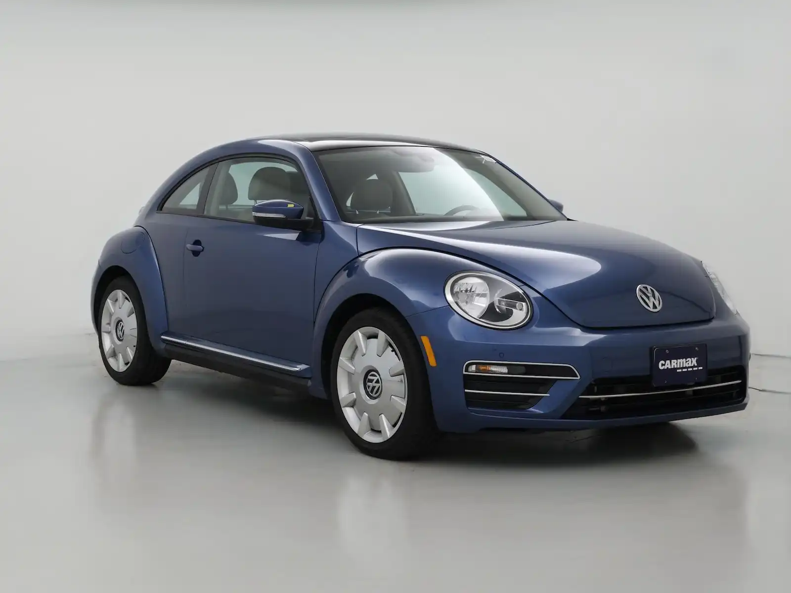 2017 Volkswagen Beetle 1.8T SE Auto's photo