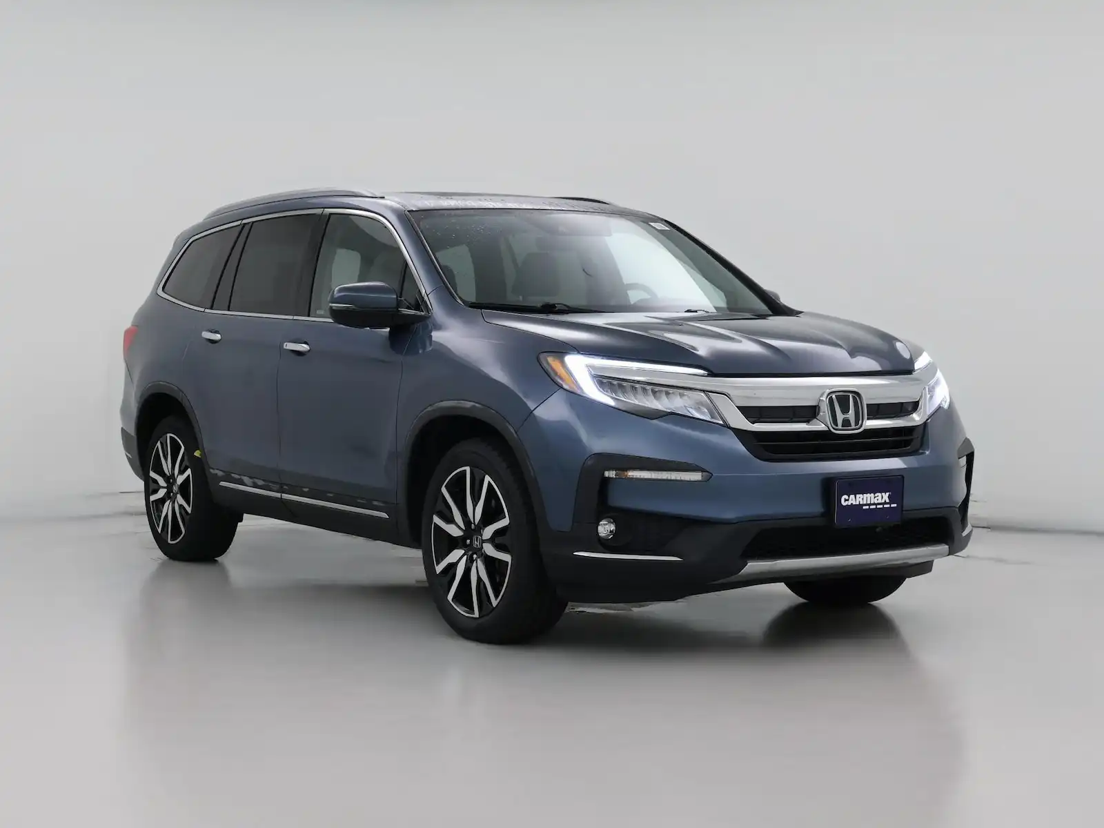 2020 Honda Pilot Touring 4WD 7-Passenger's photo