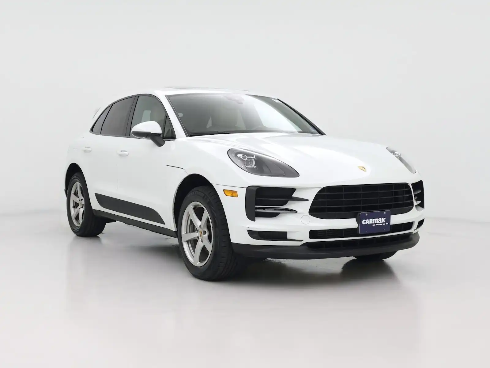 2020 Porsche Macan Base's photo