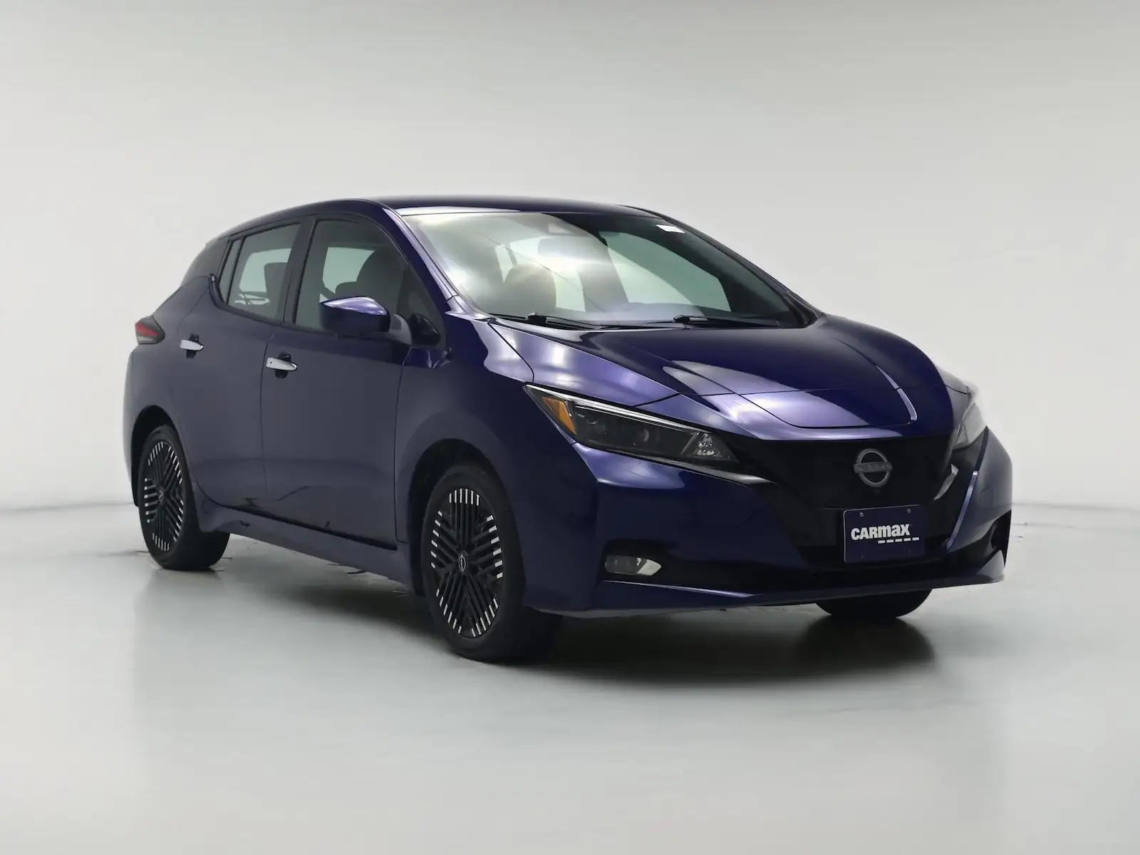 2023 Nissan Leaf SV Plus photo 1