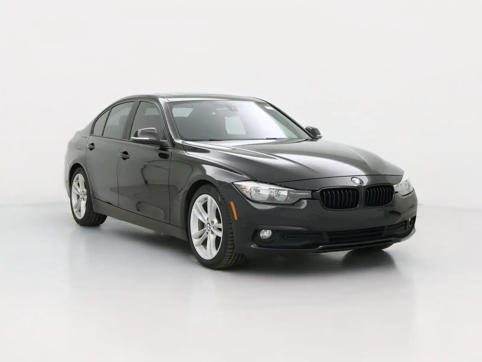2016 BMW 3 Series 320i Sedan's photo