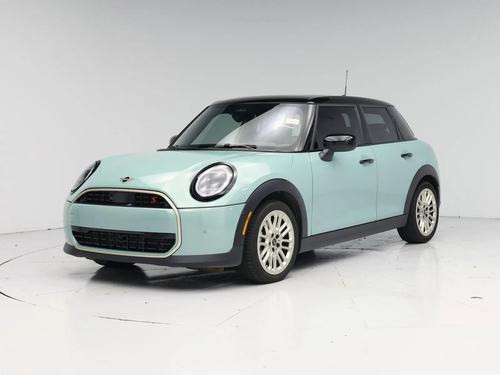 2026 MINI Hardtop Cooper S photo 5